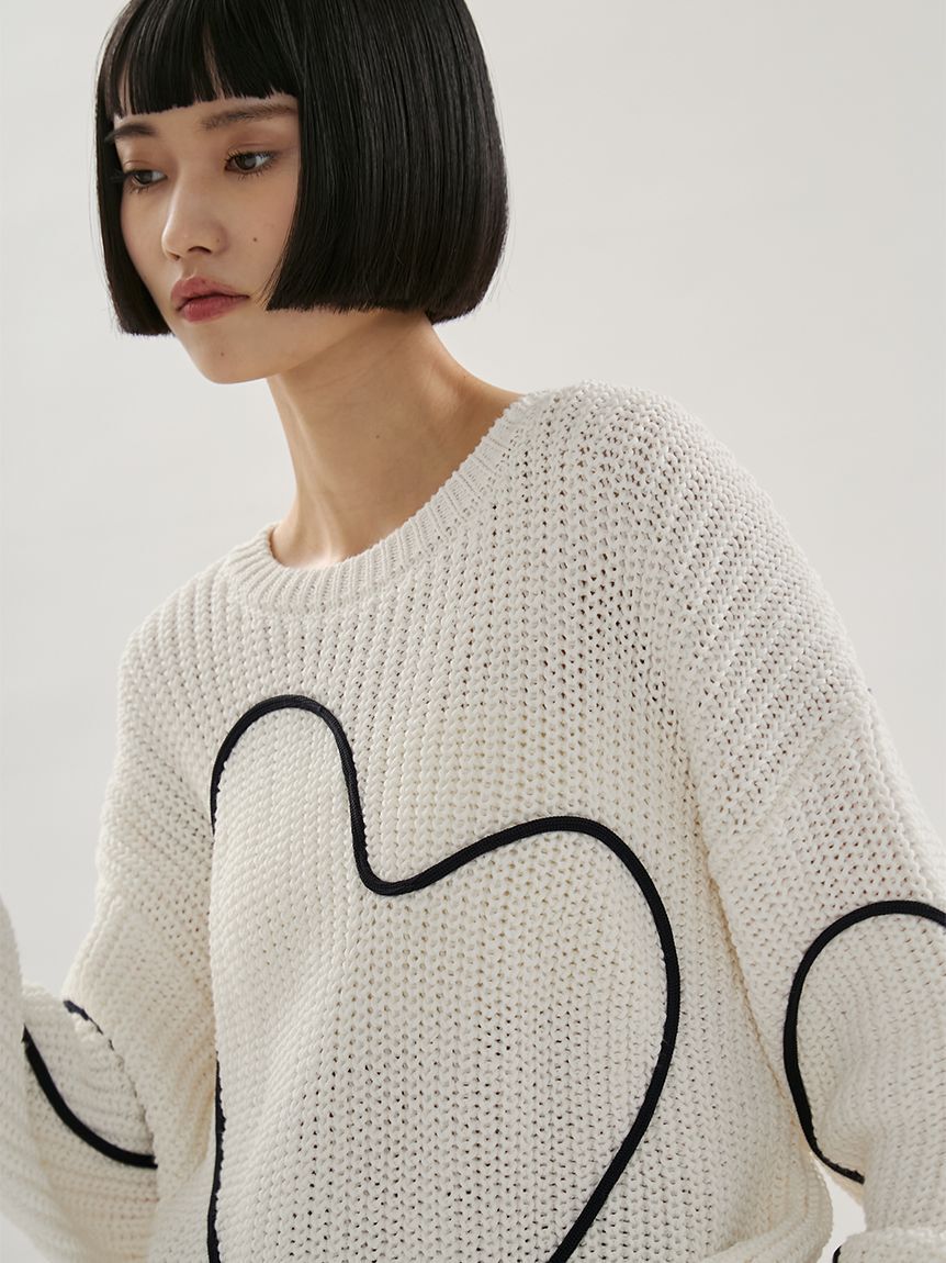 emmi atelier「【HEART】 【ONLINE限定カラーあり】ハートエンブロイダリーニット」|ニット・セーター|