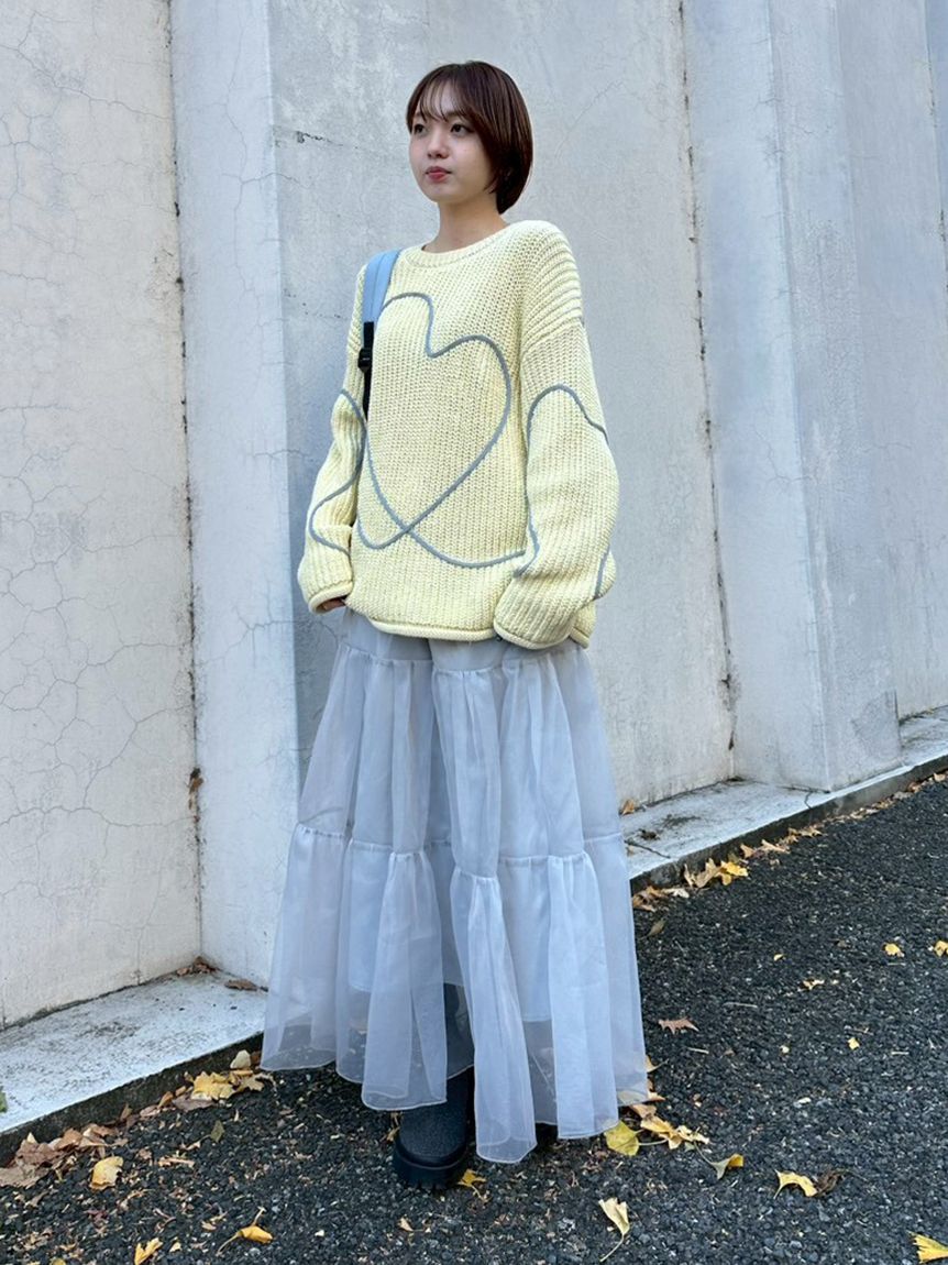 emmi atelier「【HEART】 【ONLINE限定カラーあり】ハートエンブロイダリーニット」|ニット・セーター|