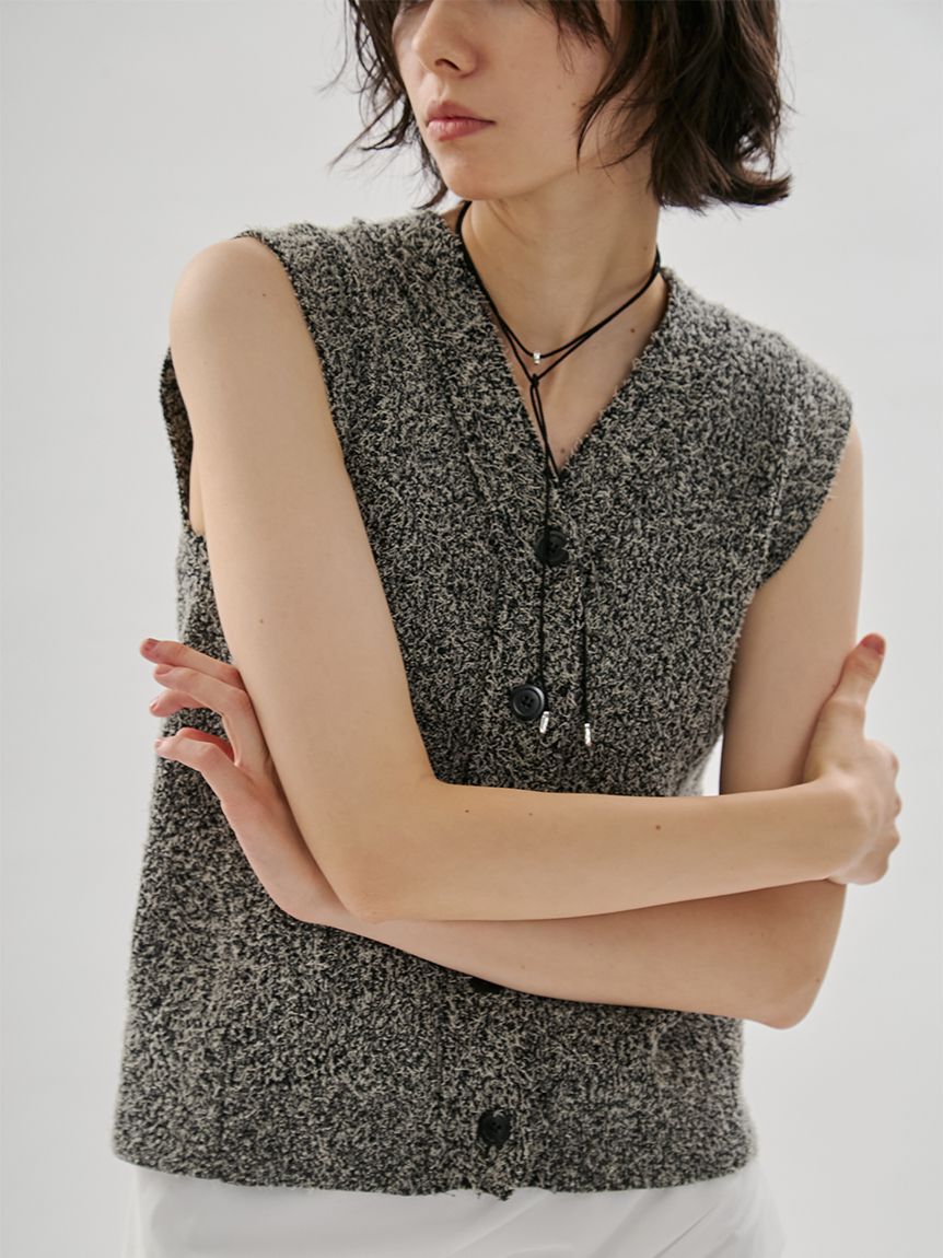 emmi atelier「ツノヤーンリブニットベスト」|ニット・セーター|