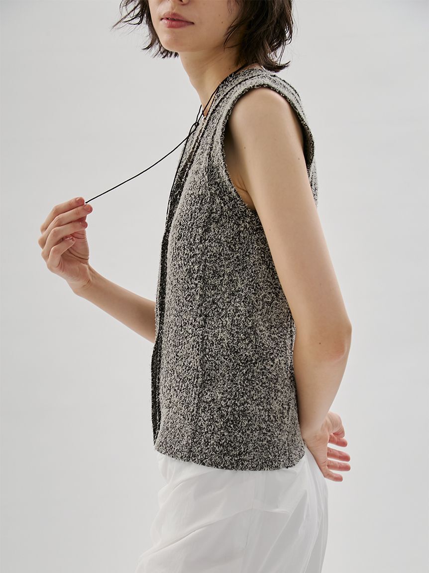 emmi atelier「ツノヤーンリブニットベスト」|ニット・セーター|