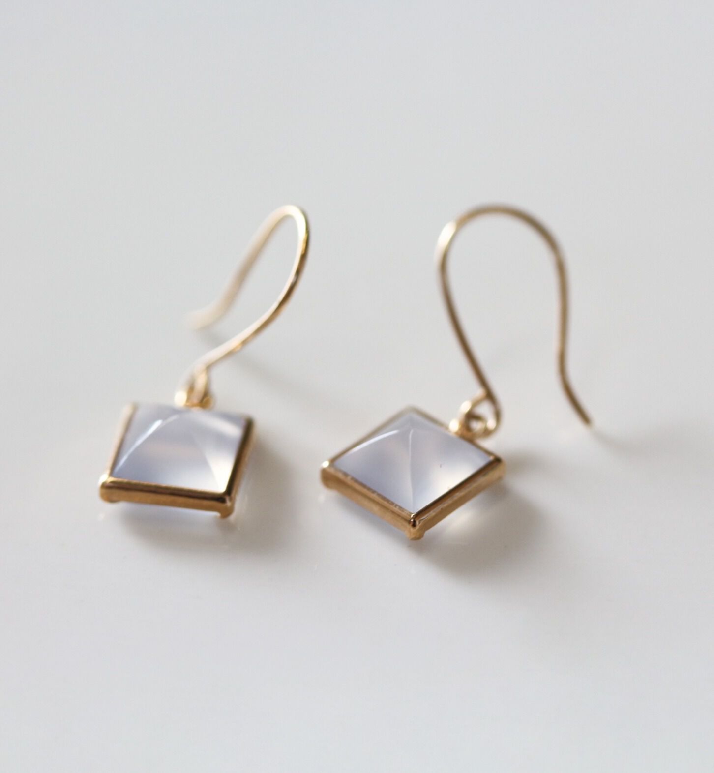  「カラーストーン スクエア フック ピアス | K10YG」|ピアス|