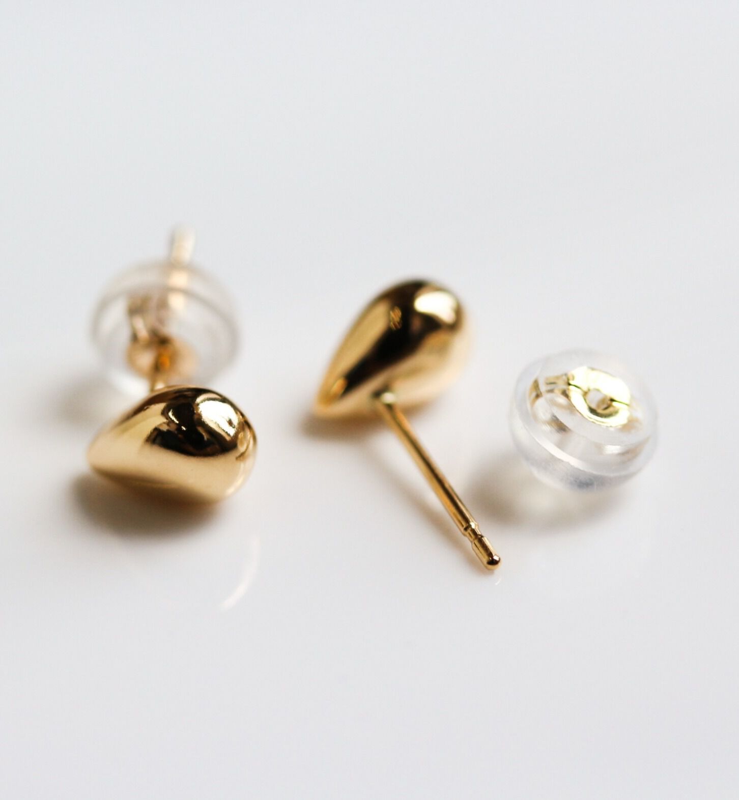  「ゴールド ティアドロップ ピアス | K18」|ピアス|