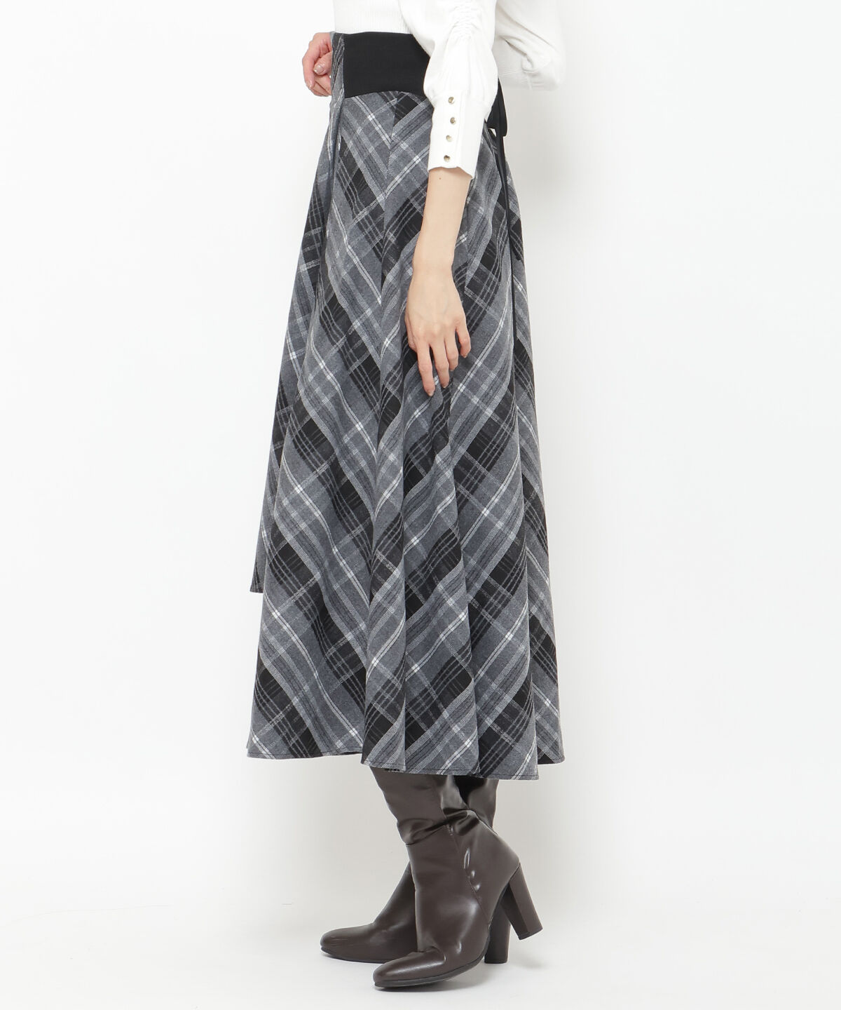 アンドクチュール「サイドリブチェックアシメスカート」|フレア|