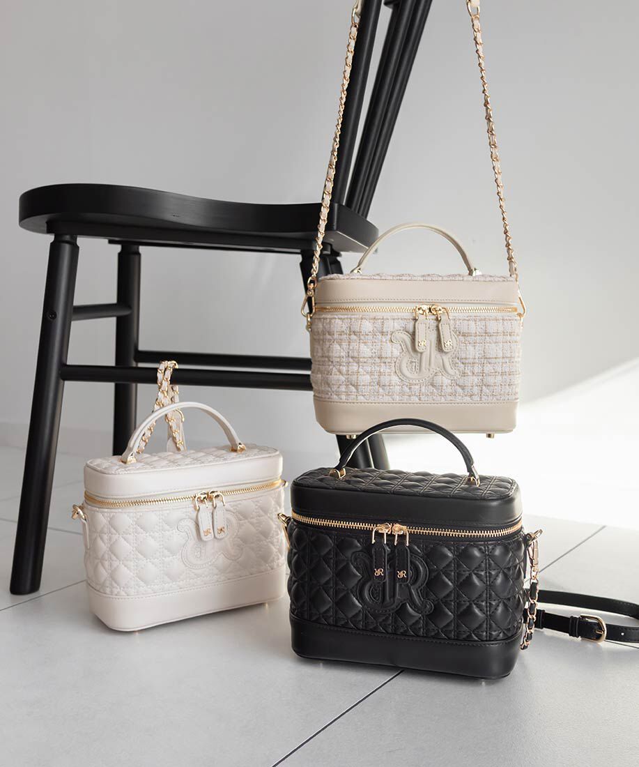  「2WAY モノグラムロゴキルティングバニティバッグ」|ハンドバッグ|