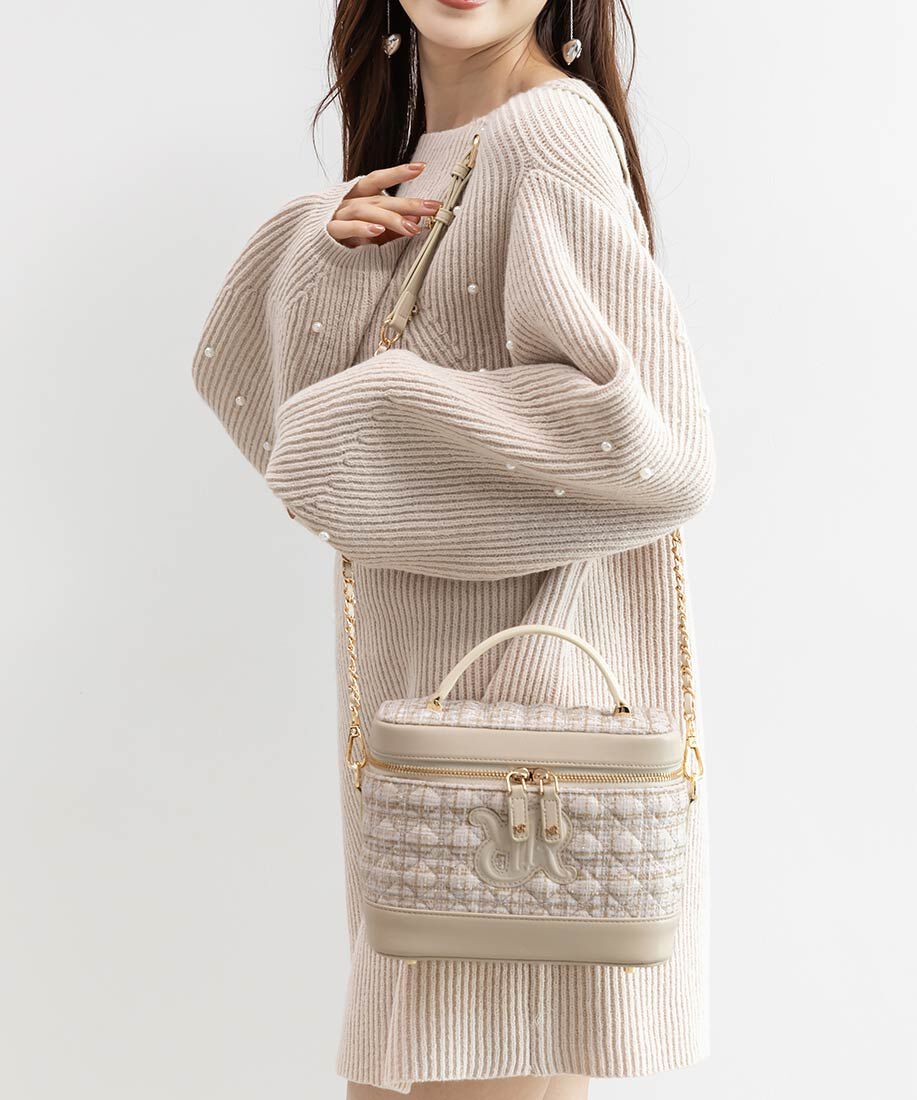  「2WAY モノグラムロゴキルティングバニティバッグ」|ハンドバッグ|