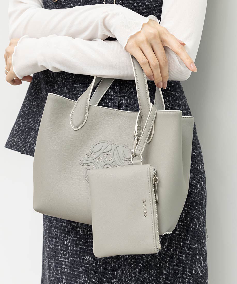  「2WAY ポーチ付きモノグラムエンボストートバッグ」|トートバッグ|