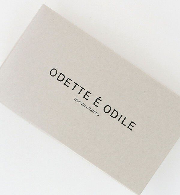 ODETTE E ODILE「ソフトVカット フラット15&darr;&uarr;」|パンプス|