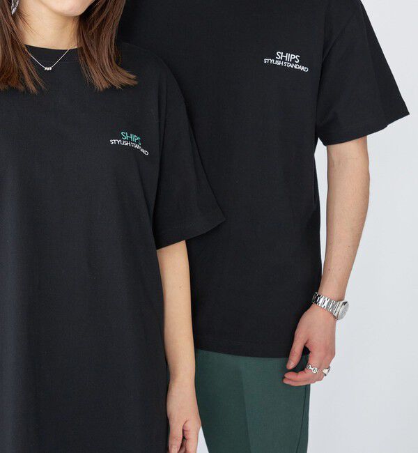 SHIPS「【WEB限定】SHIPS: STYLISH STANDARD ロゴ 刺繍 Tシャツ」|Tシャツ・カットソー|