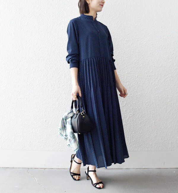 SHIPS any「《予約》SHIPS any:〈手洗い可能〉ドット バンドカラー プリーツ ロング ワンピース」|ワンピース|
