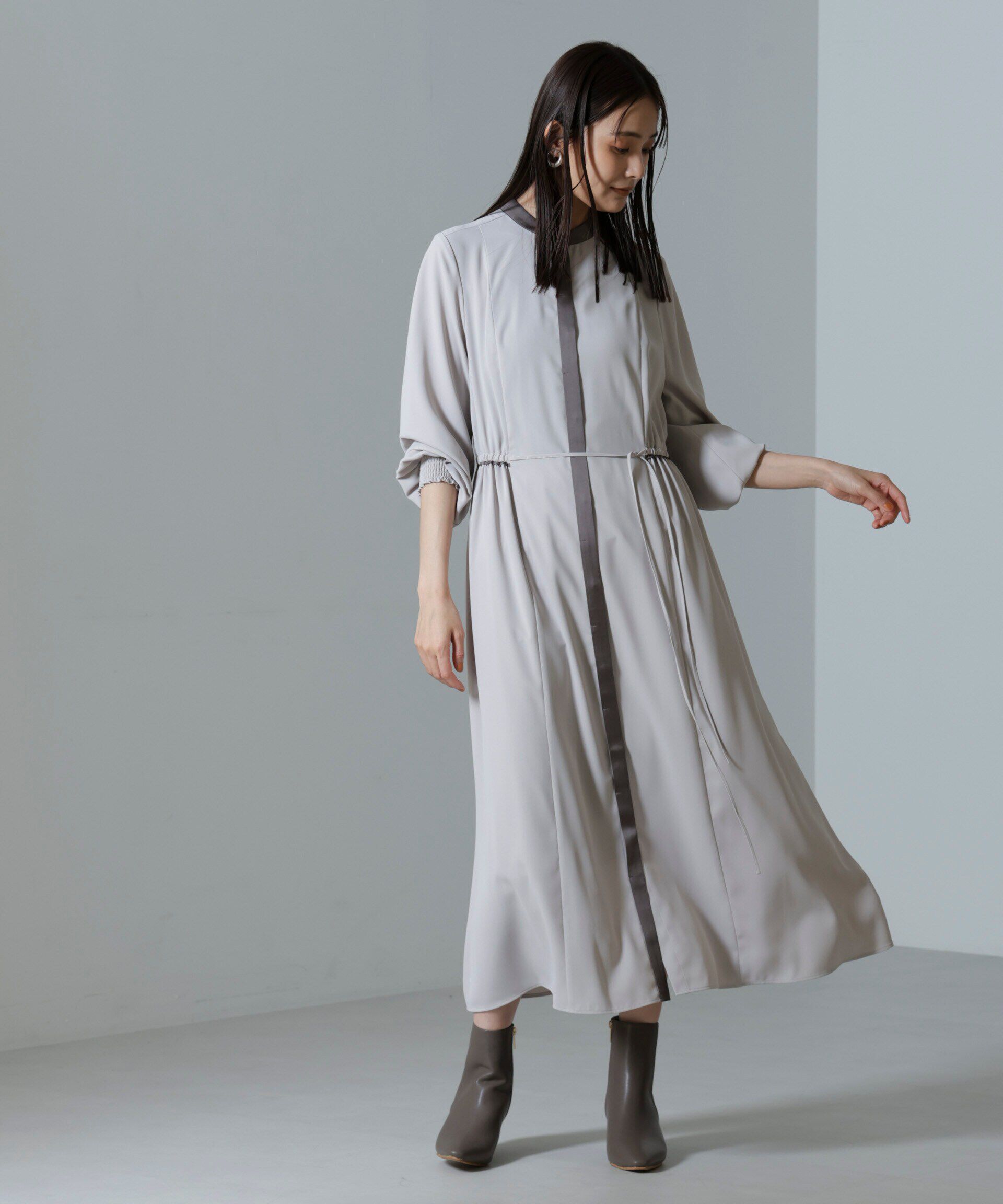 nano･universe「バイカラースタンドギャザーワンピース」|ワンピース|