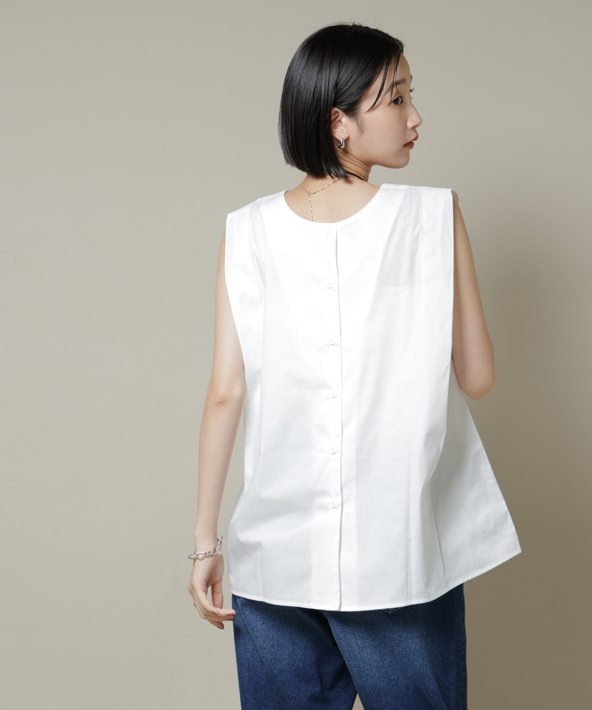 nano･universe「前後2wayブロードボタンデザインノースリーブブラウス」|シャツ・ブラウス|