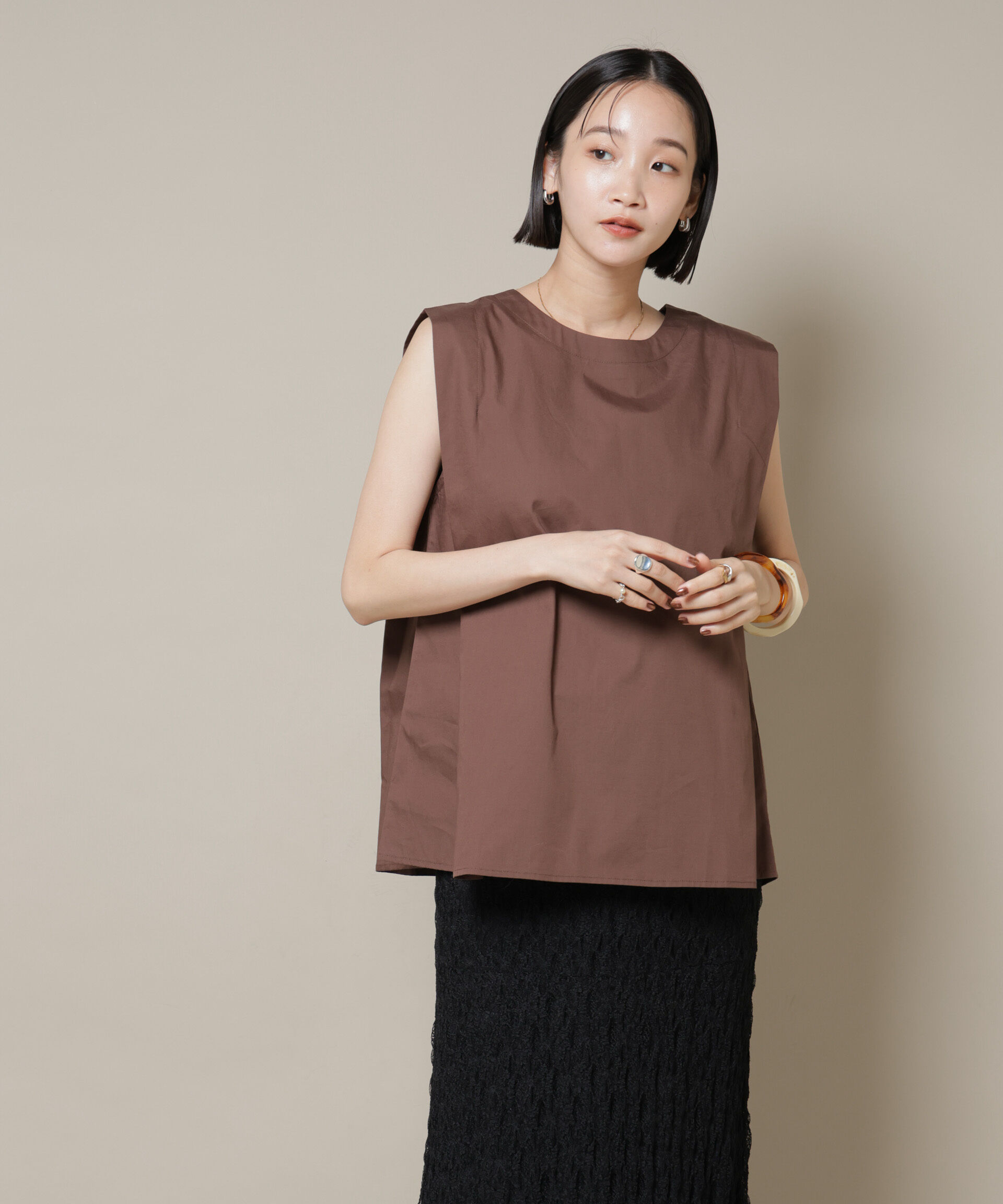 nano･universe「前後2wayブロードボタンデザインノースリーブブラウス」|シャツ・ブラウス|