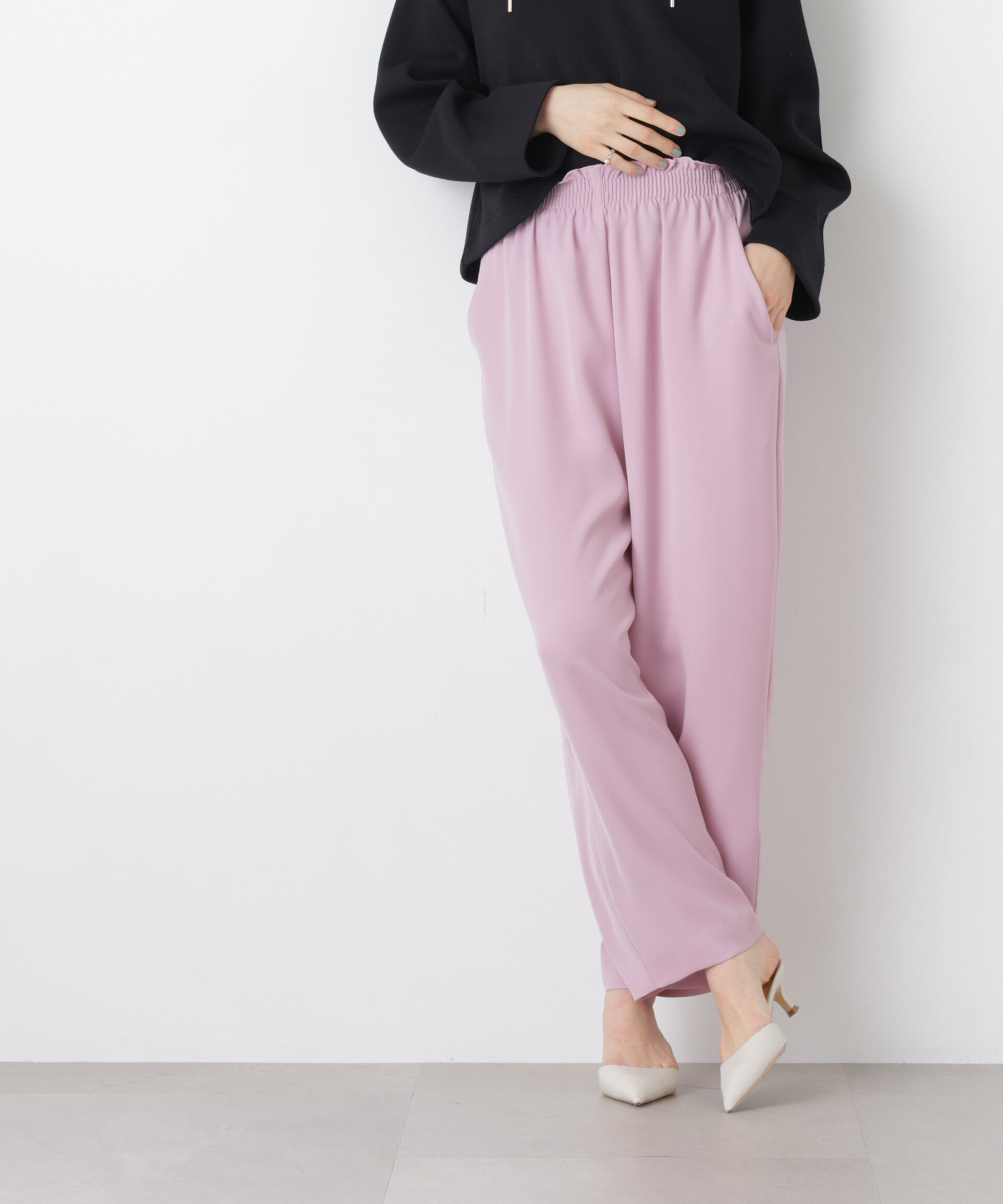 nano･universe「ダブルクロスイージーコクーンパンツ」|チノ|ピンク