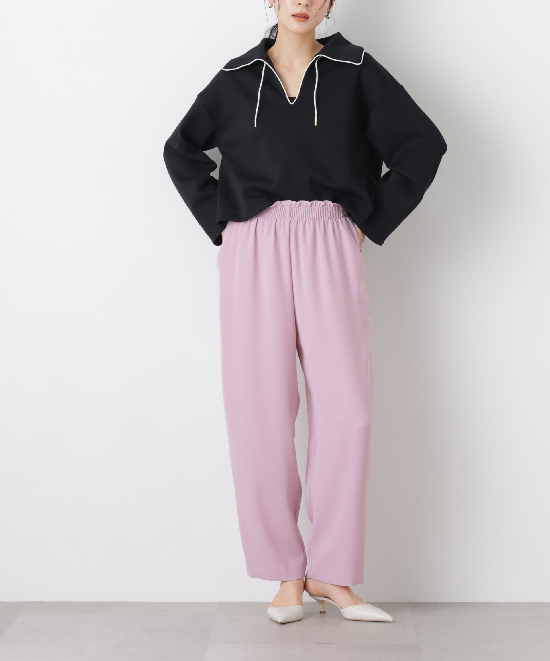 nano･universe「ダブルクロスイージーコクーンパンツ」|チノ|