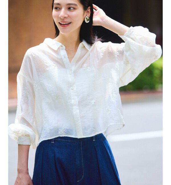VIS「【WEB限定】花柄刺繍シャイニーシアーシャツ」|シャツ・ブラウス|ホワイト系(11)