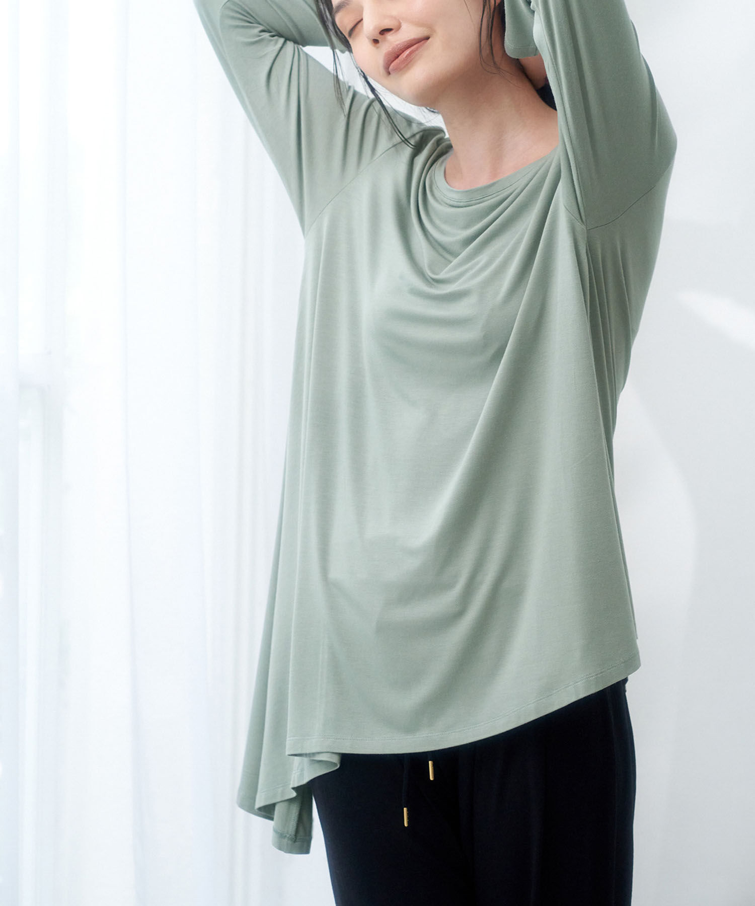 Rope&rsquo;Picnic「【セットアップ対応】ソフトリッチ天竺アシメヘムフレアトップス」|Tシャツ・カットソー|