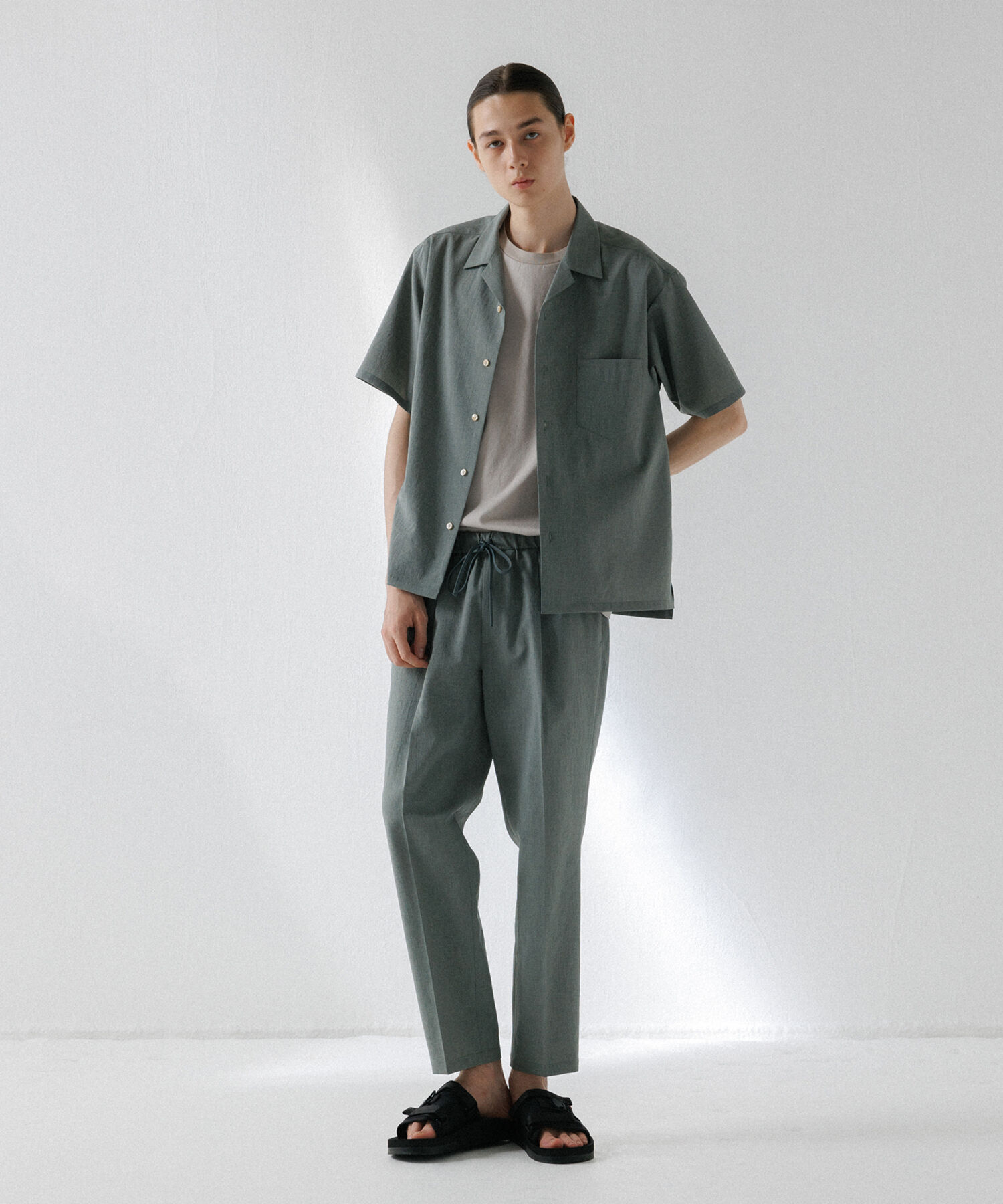 ADAM ET ROPE'「2点セット【RIRANCHA / リランチェ】セットアップ / オープンカラーシャツ&イージーパンツ / イージーケア 」|スーツ|グリーン系(35)