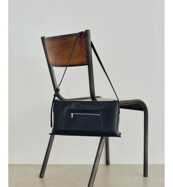 ADAM ET ROPE'「【赤埴奈津子さんコラボ】マルチワンショルダーバッグ(スモール)」|ショルダー・メッセンジャー|ブラック(01)