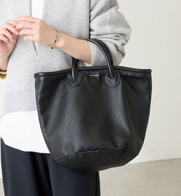  「《本革/ペットボトル並みの軽さ》【Seaudeux/セアウ】レザートートバッグ」|トートバッグ|