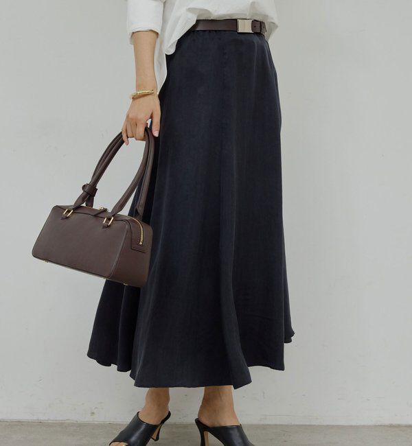  「【楽ちん&times;エレガント】【セットアップ対応】キュプラフレアスカート」|スカート|
