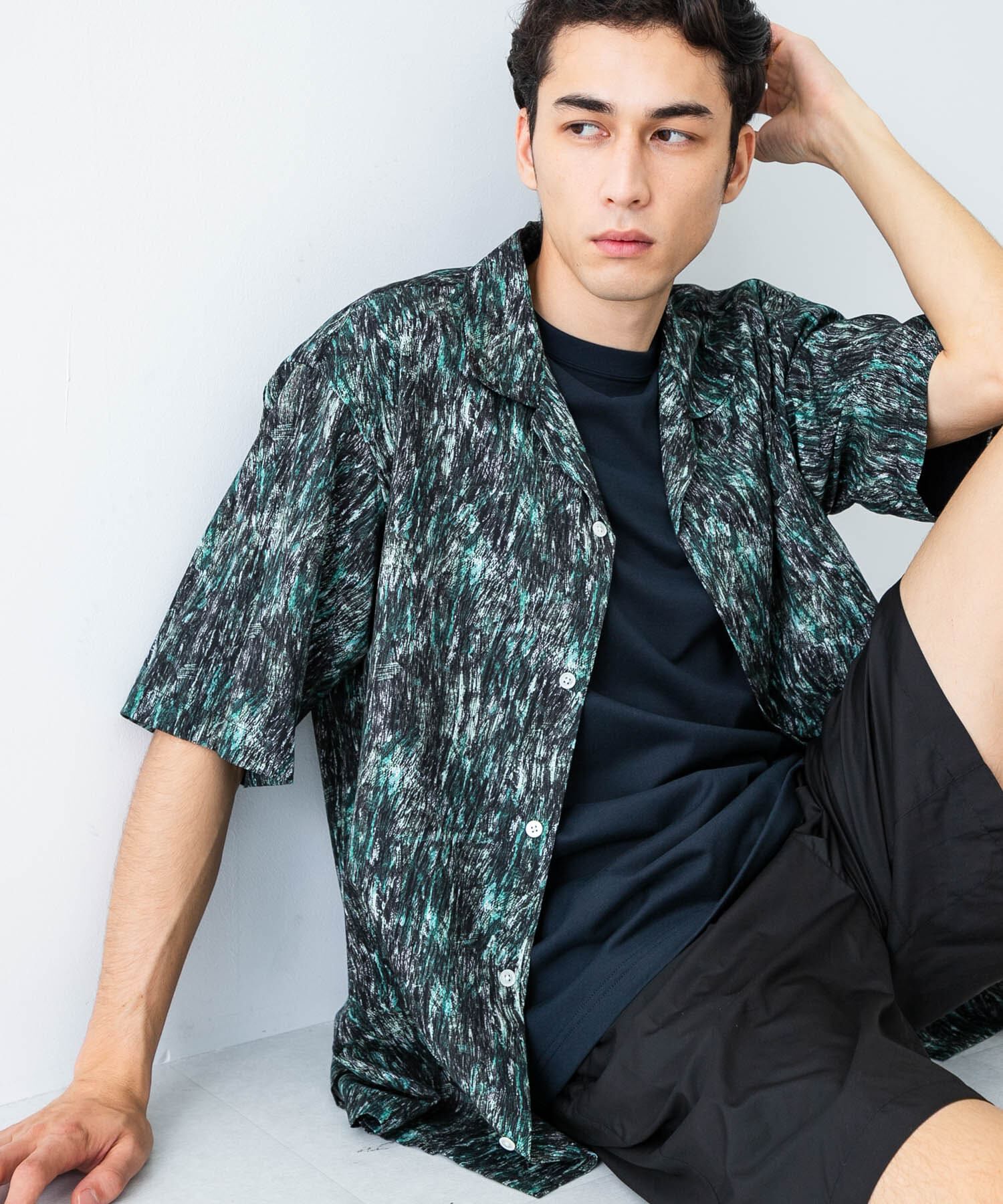 URBAN RESEARCH「LONGCHAMP PRINT SHIRTS」|シャツ・ブラウス|ブラック系その他