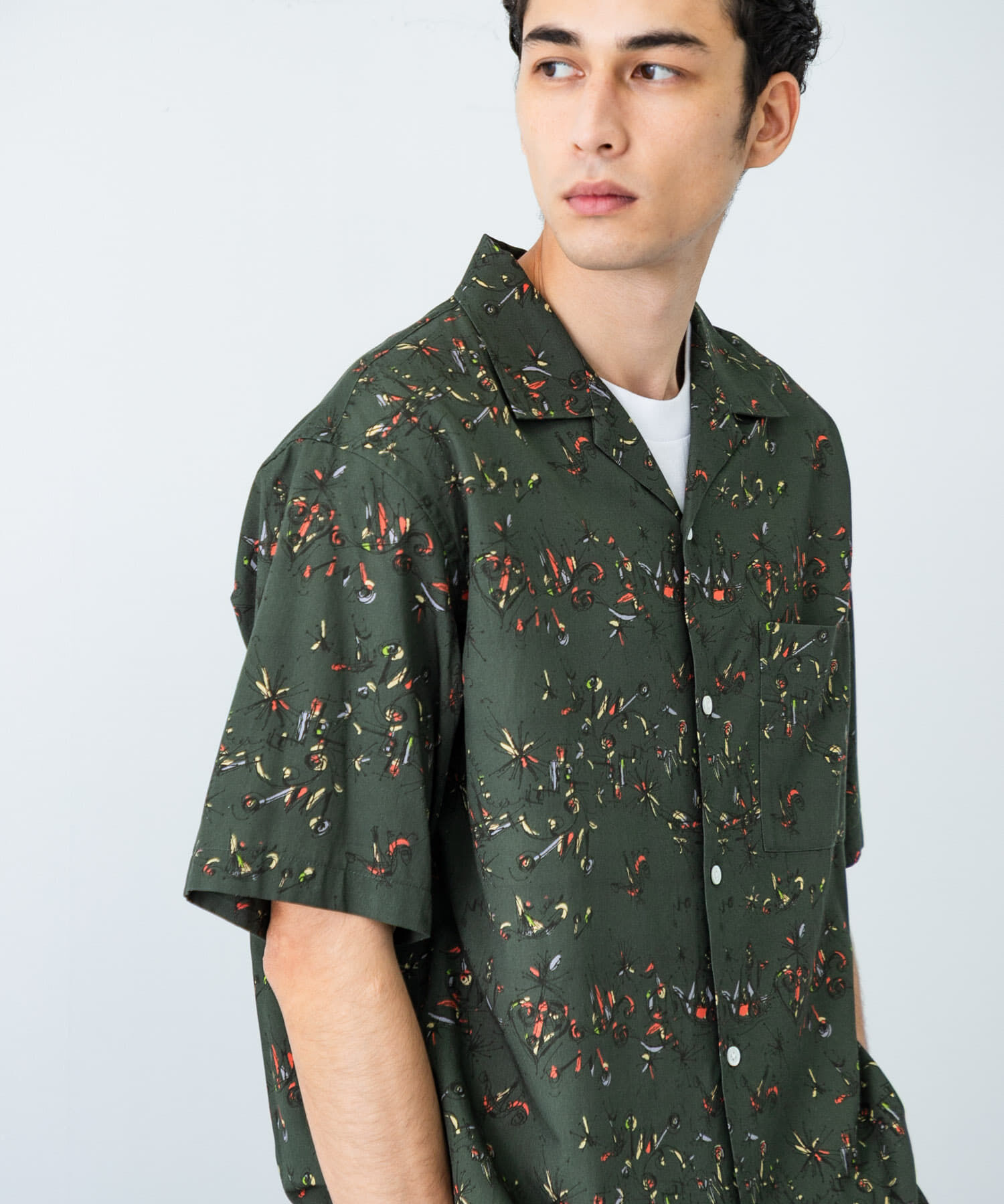 URBAN RESEARCH「LONGCHAMP PRINT SHIRTS」|シャツ・ブラウス|グリーン系その他