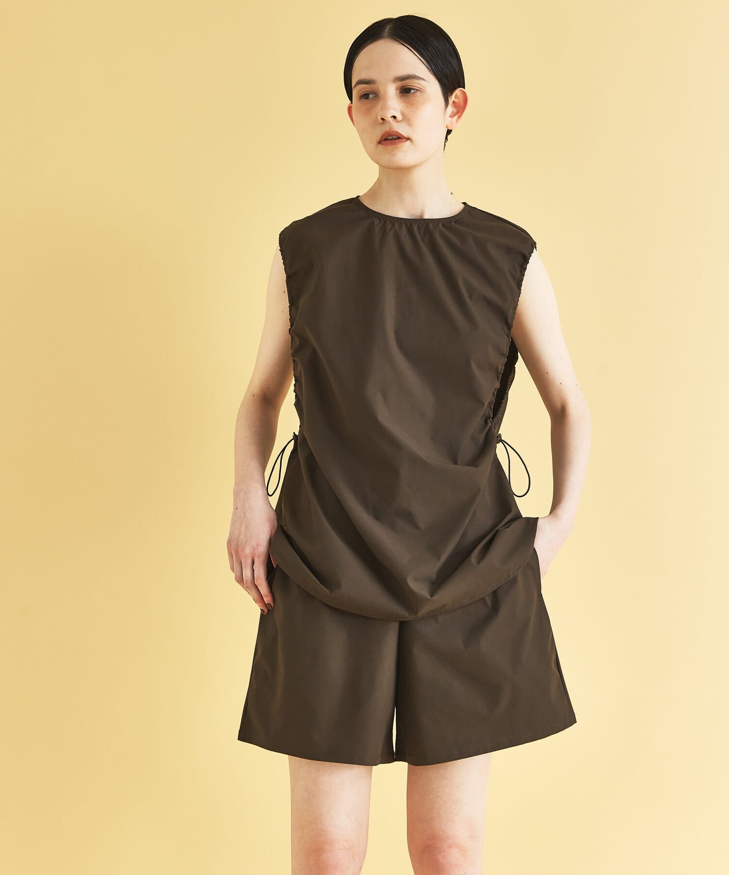 URBAN RESEARCH「『2サイズ展開』『UVカット』Swim URBAN RESEARCH　スイムドロストノースリーブ」|ビキニ|ブラウン