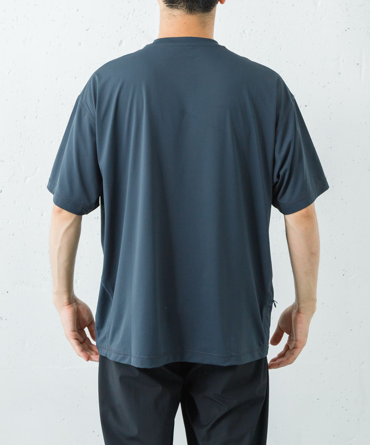 URBAN RESEARCH「『別注』NANGA&times;URBAN RESEARCH RASH GUARD SHORT-SLEEVE」|Tシャツ・カットソー|