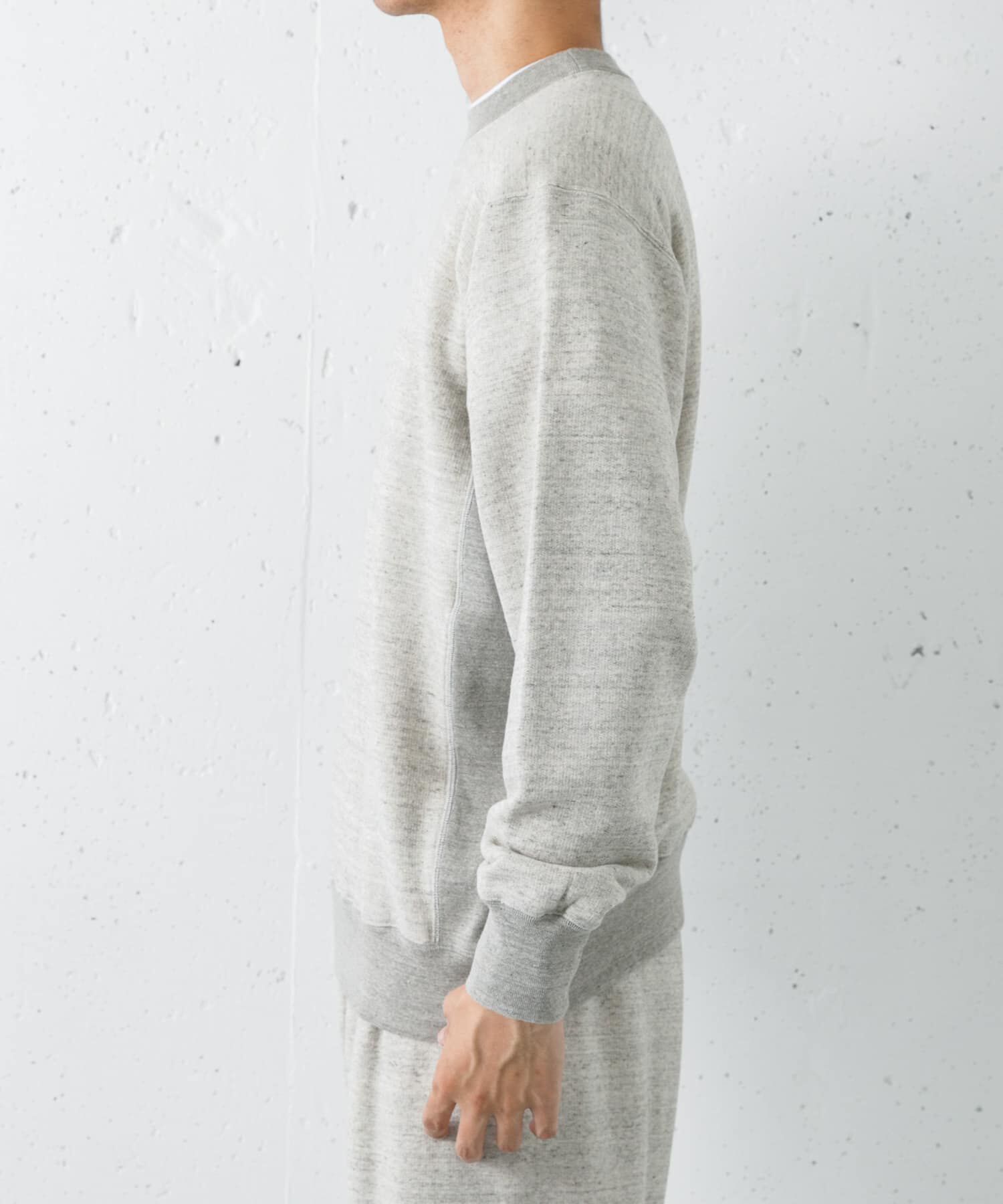 URBAN RESEARCH「UNDYED SWEAT CREW NECK」|スウェット・ジャージ|
