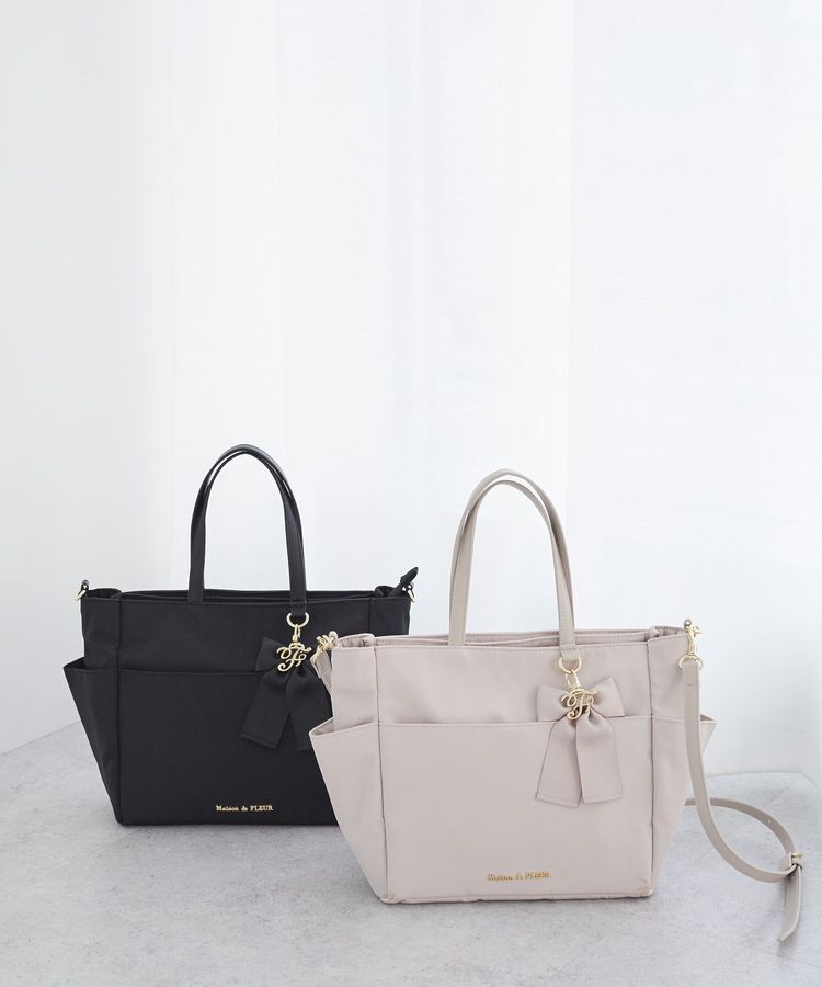 Maison de FLEUR「撥水加工リボンチャームマルチポケットトートS」|トートバッグ|