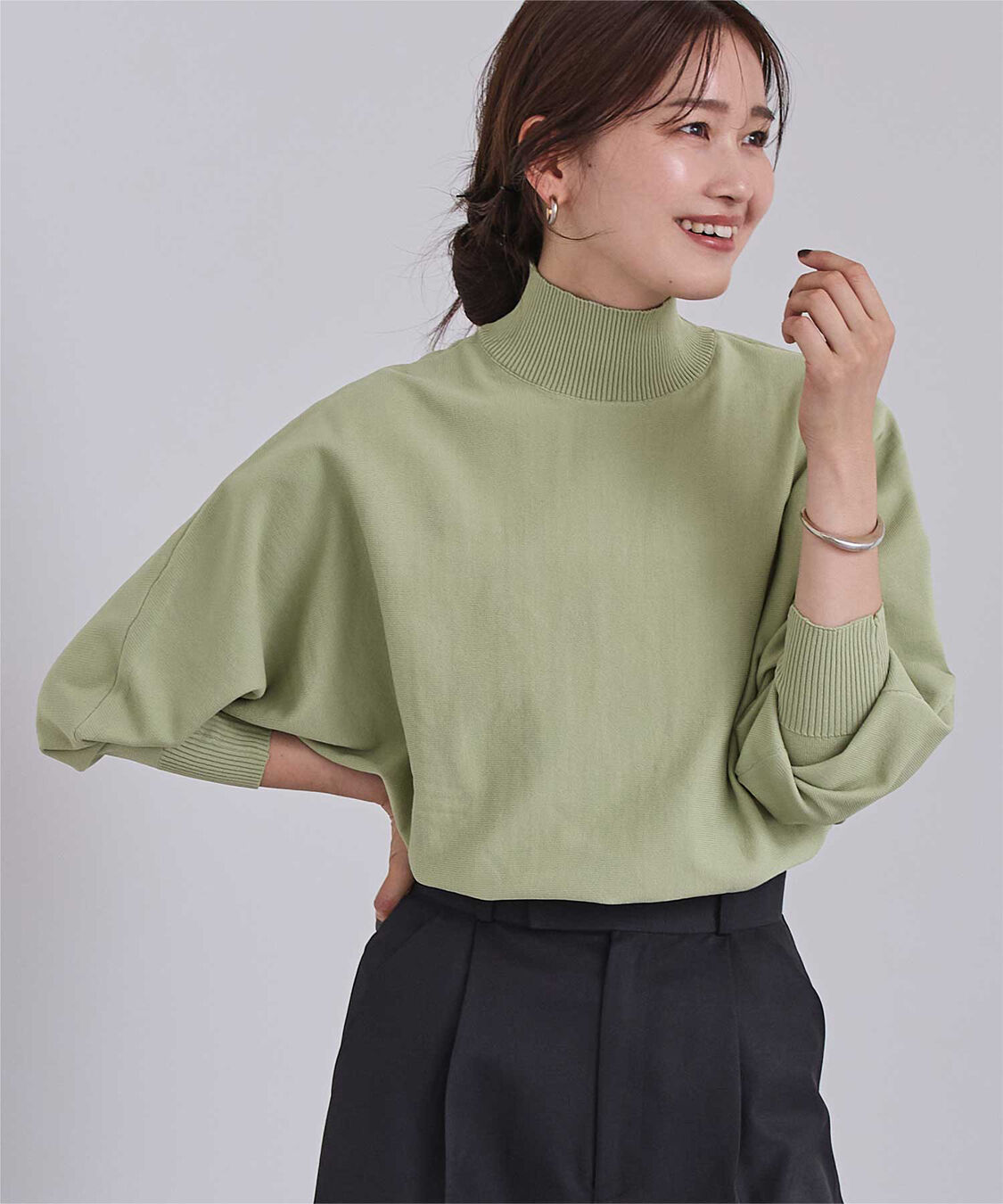 ur's「スポンディッシュハイネックドルマンスリーブニット」|ニット・セーター|ライトグリーン