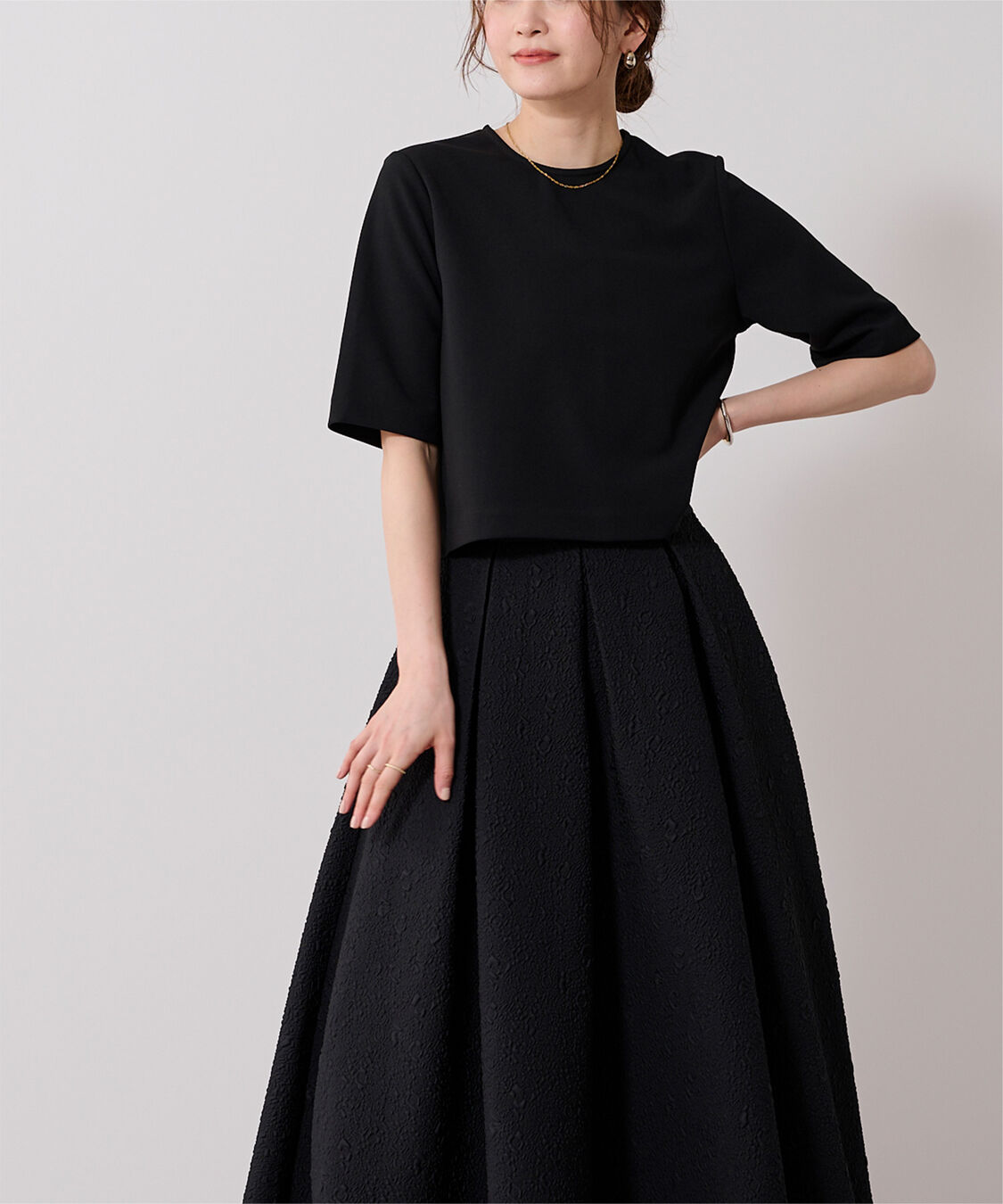 ur's「カットジョーゼットクルーネッククロップドプルオーバー」|Tシャツ・カットソー|