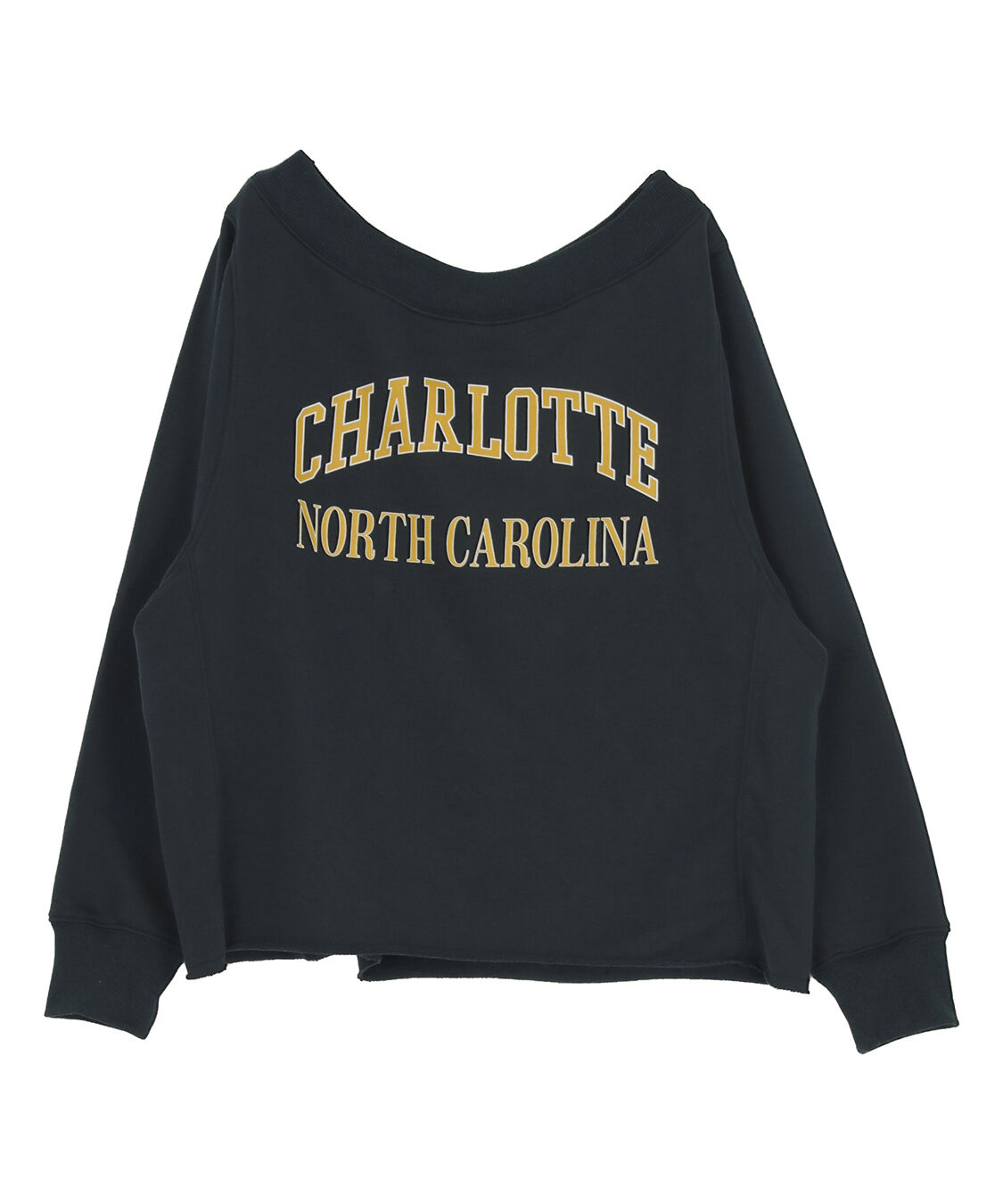 titivate「オフショルダースウェットプルオーバー」|スウェット・ジャージ|