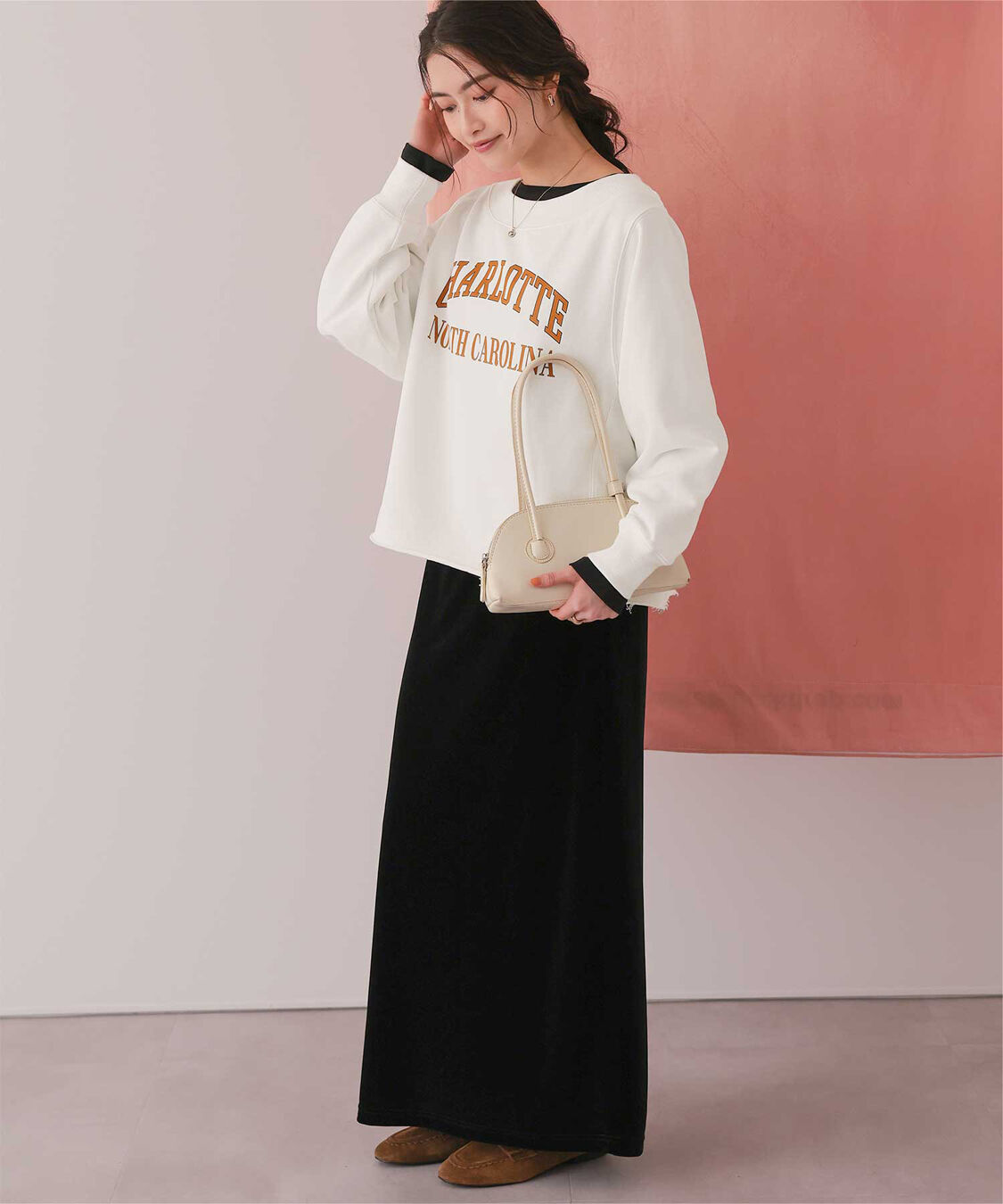 titivate「オフショルダースウェットプルオーバー」|スウェット・ジャージ|