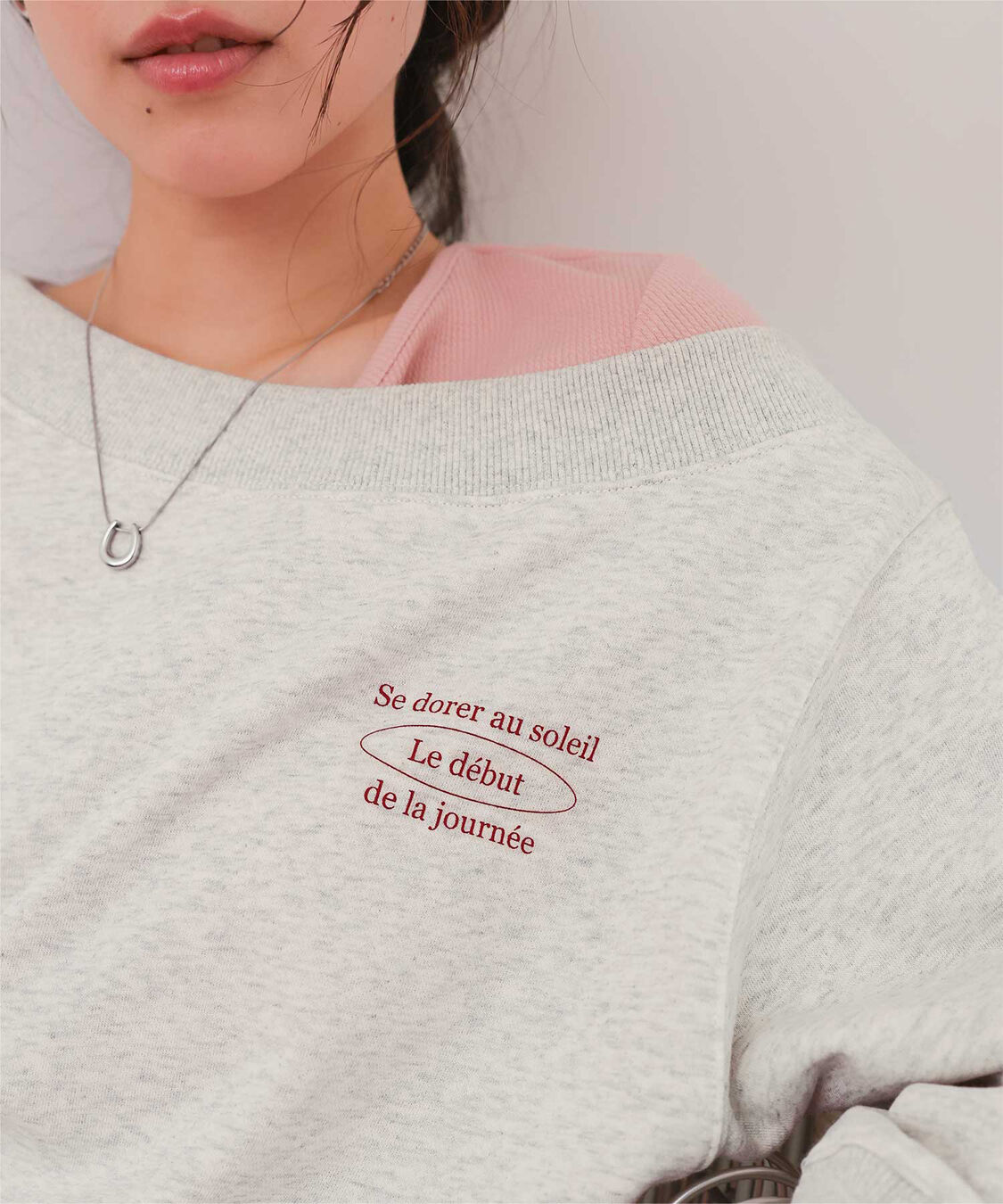 titivate「オフショルダースウェットプルオーバー」|スウェット・ジャージ|