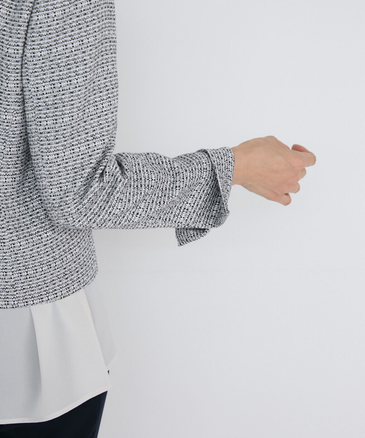 INED「ノーカラーツイードジャケット」|ノーカラージャケット|