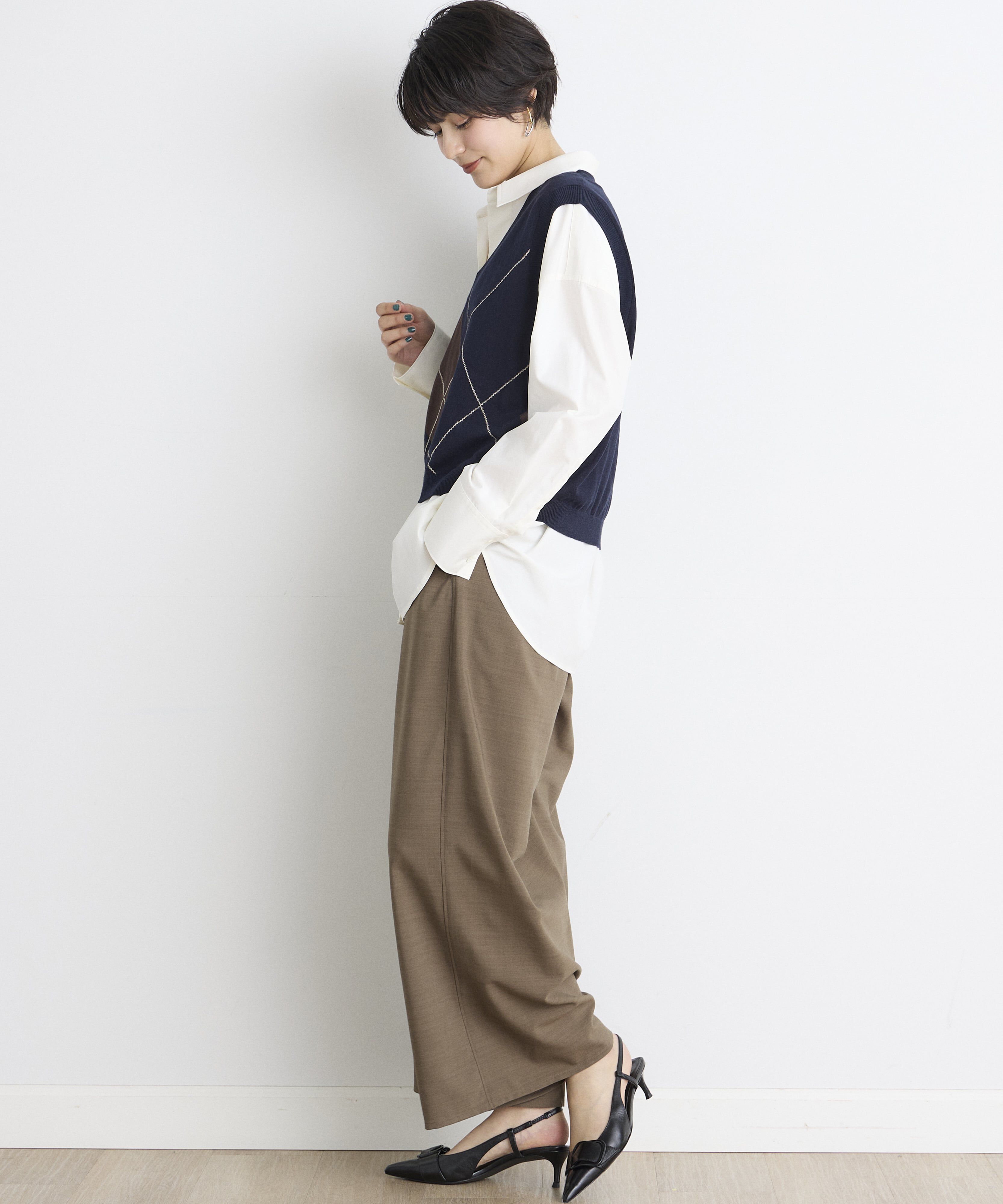 INED「《INED CLARO》クロップドニットベスト」|ニット・セーター|