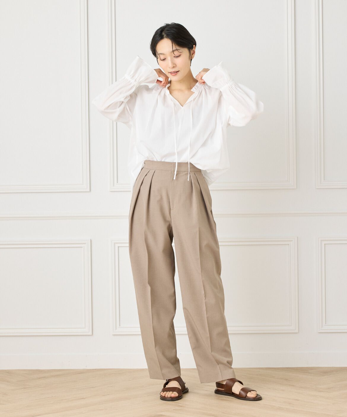 I.T.'S international「フリルカラーギャザーブラウス」|シャツ・ブラウス|