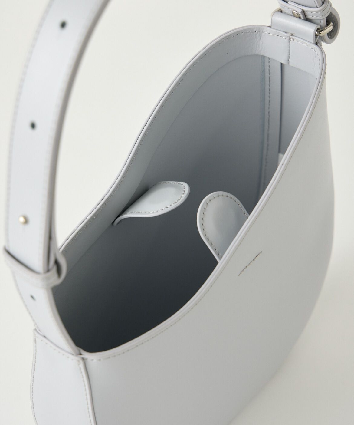 INED「《SUPERIOR CLOSET》ダブルフェイスレザー ショルダーバッグ《YAHKI》」|ショルダー・メッセンジャー|