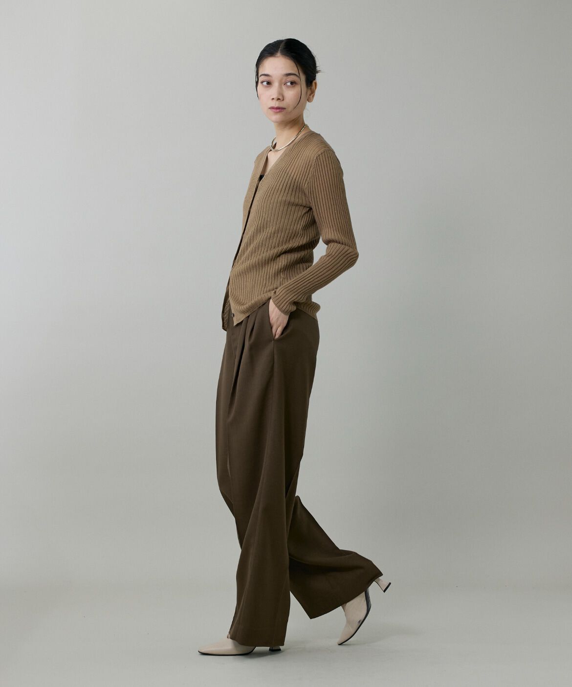 INED「ワイドリブVネックカーディガン」|カーディガン|