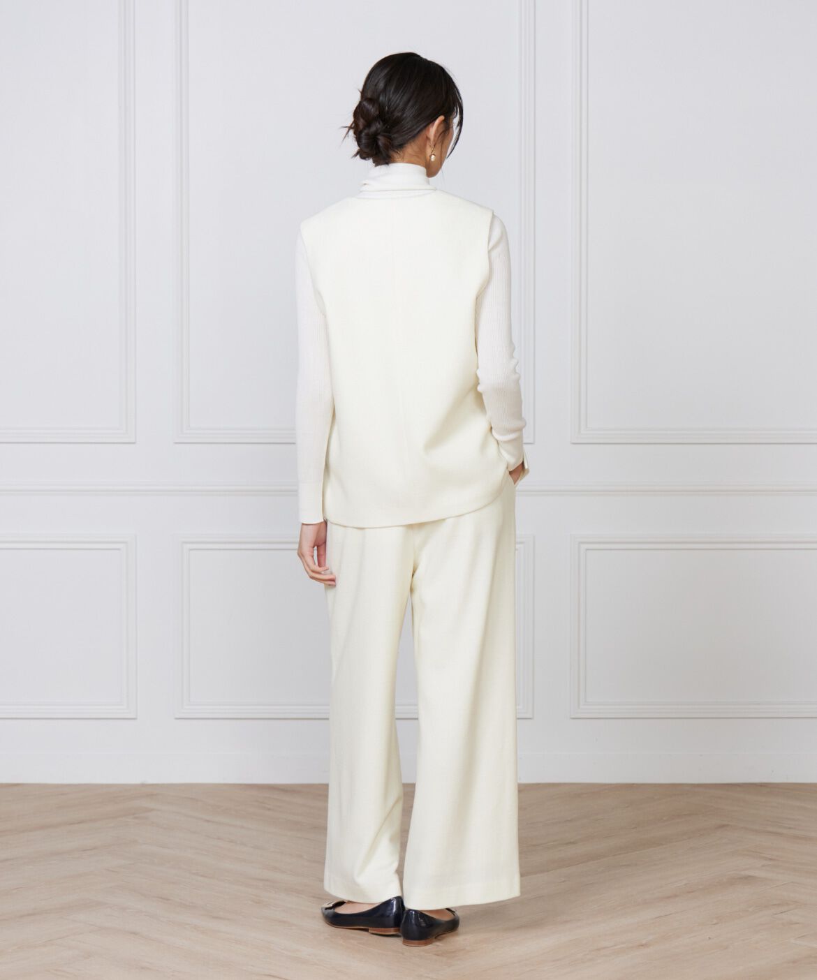 7-IDconcept.「《大きいサイズ》Vネックプルオーバージレ」|ダウンベスト・ベスト|