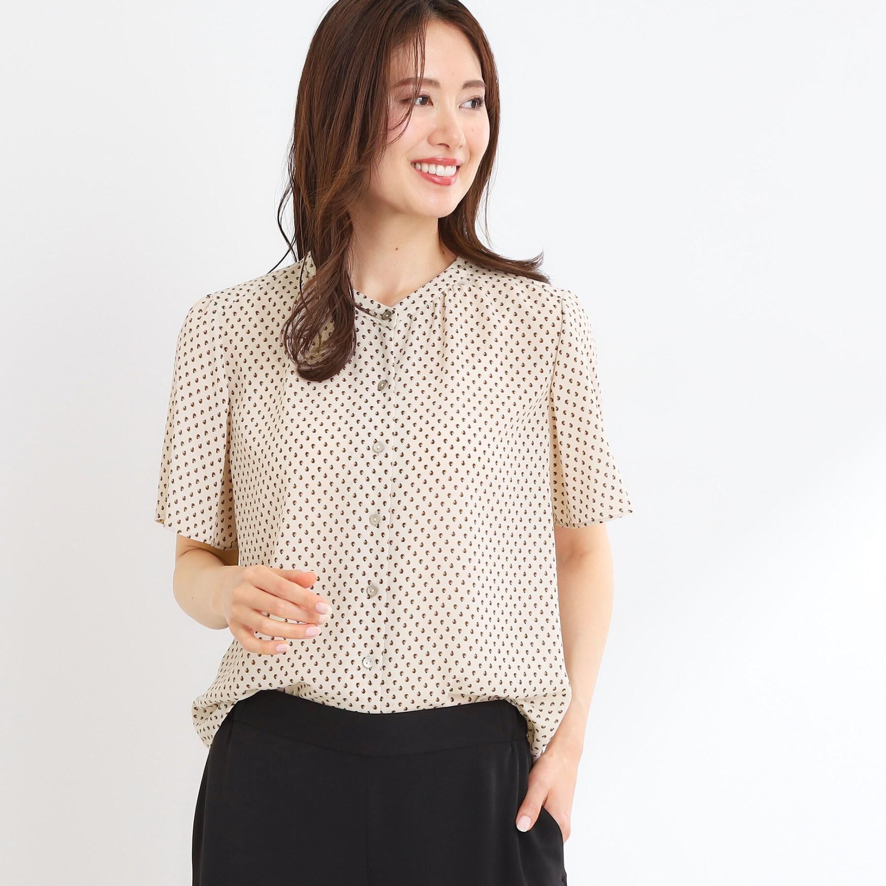 Reflect「【マシンウォッシュ可】五分袖コツキプリントブラウス」|シャツ・ブラウス|ベージュ(152)