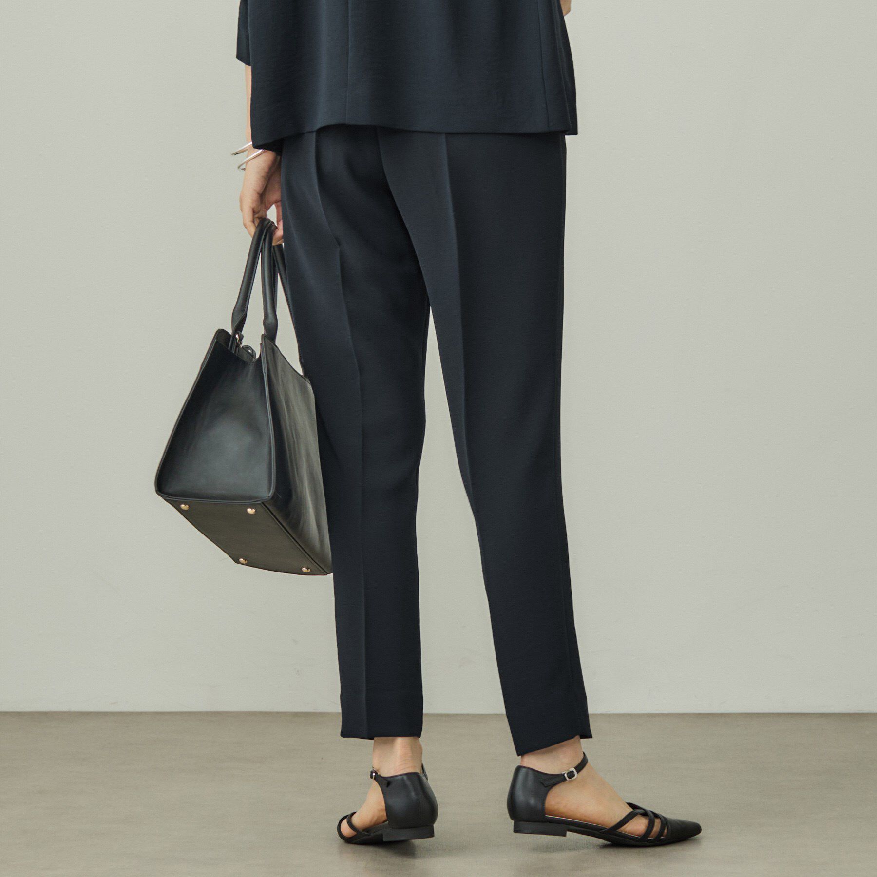 INDIVI「【洗える／UVケア】テーパードパンツ」|スーツ|