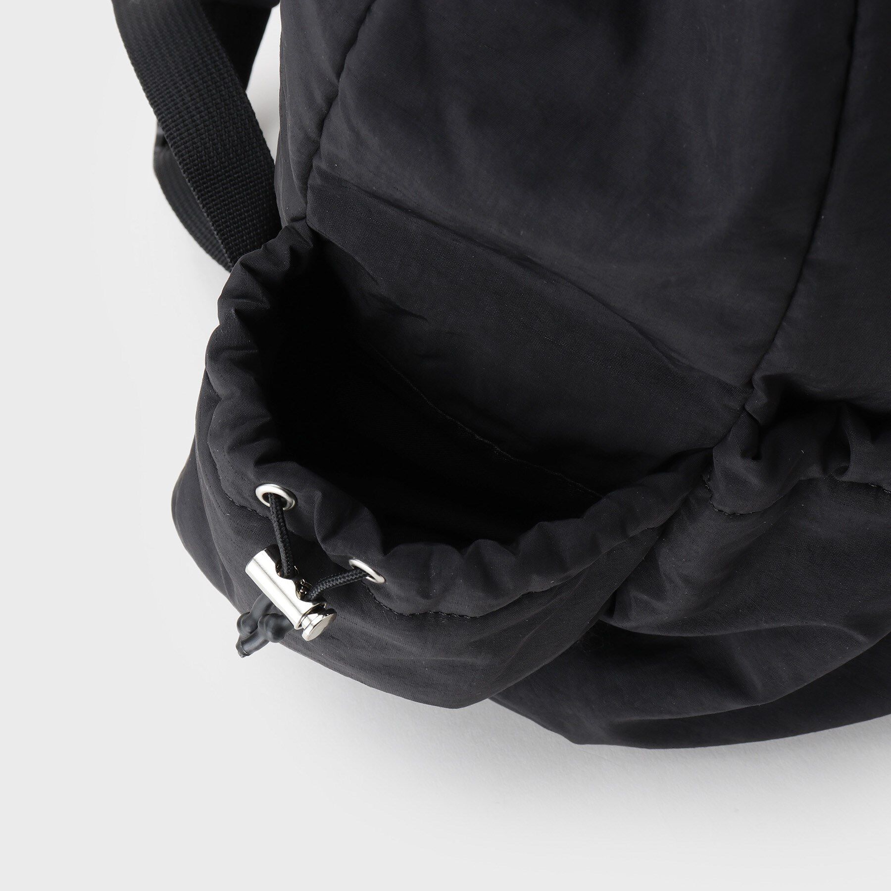 INDIVI「【超軽量／大人カジュアル】収納力◎！ギャザーフォルムリュック」|リュック|