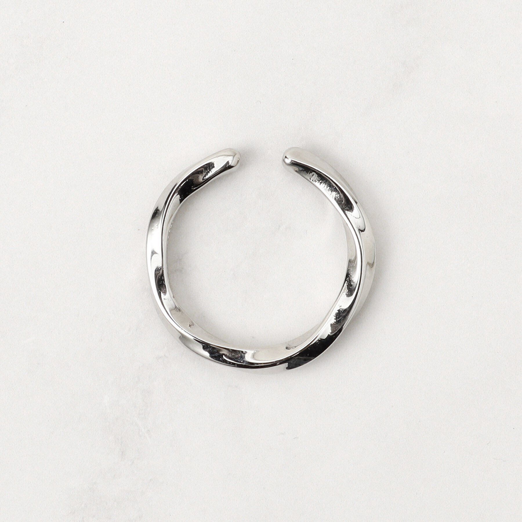 TAKEO KIKUCHI「ツイストイヤーカフ」|ピアス|