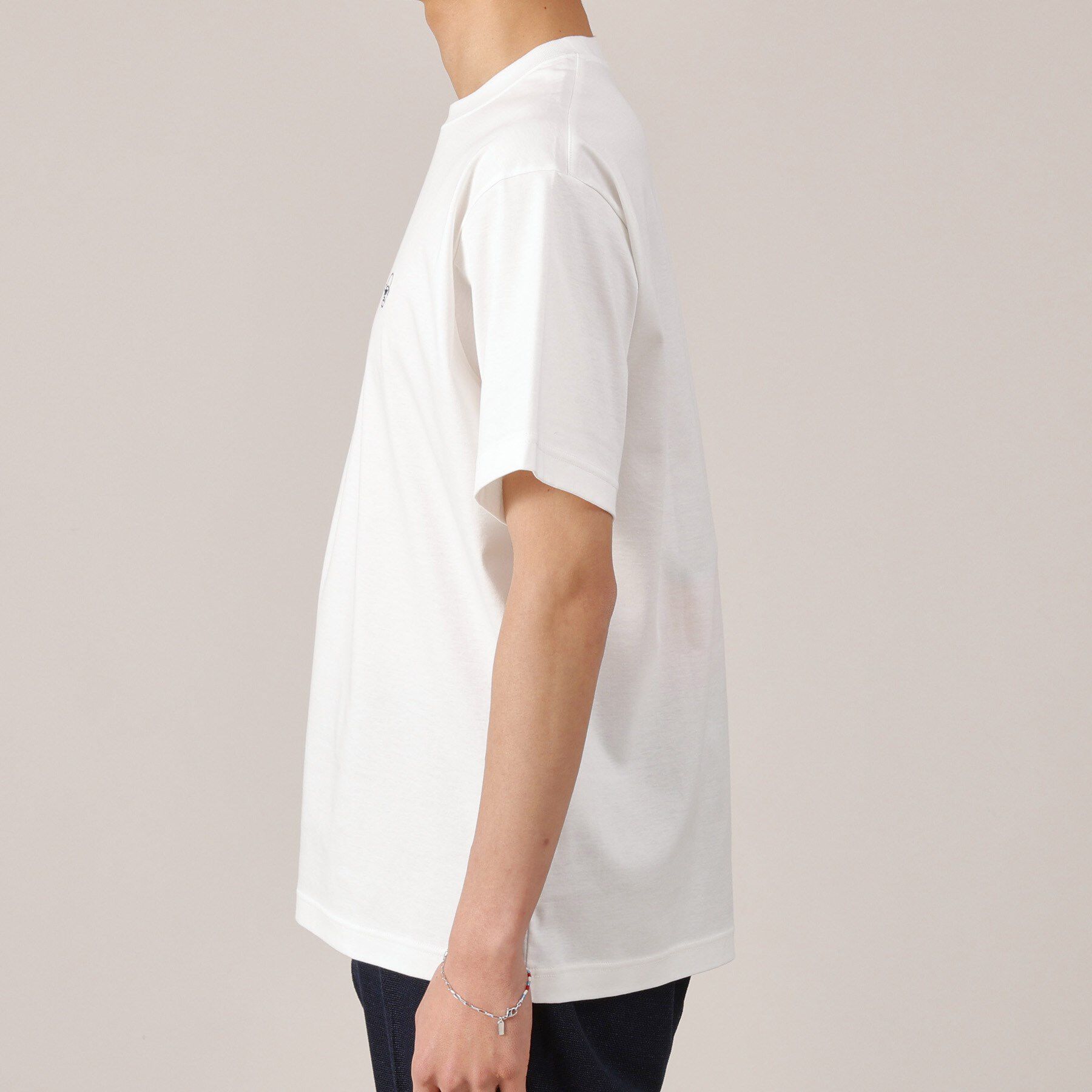 TAKEO KIKUCHI「ワンポイント カラー刺繍 Tシャツ」|Tシャツ・カットソー|