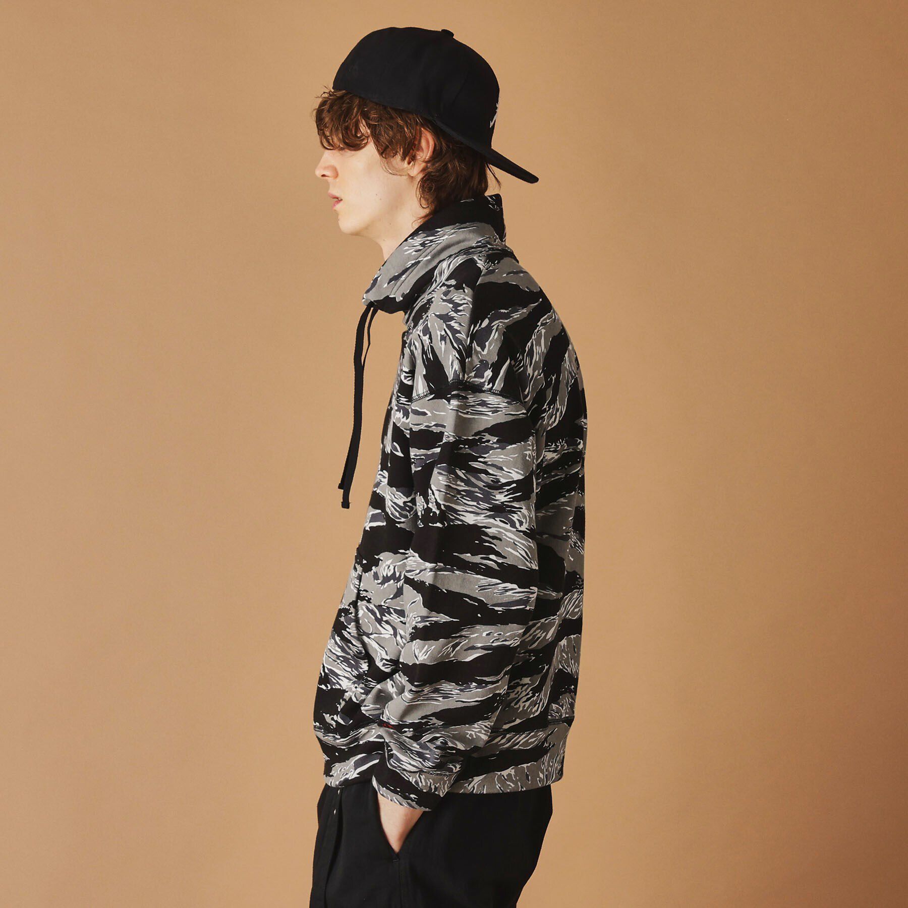 40CARATS&525「【Sサイズ～】迷彩プリントオフタートル」|Tシャツ・カットソー|