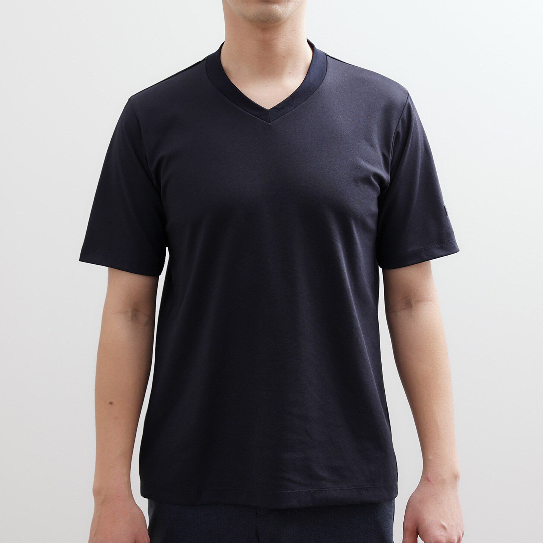 TAKEO KIKUCHI「テーラードジャージ Vネック」|Tシャツ・カットソー|