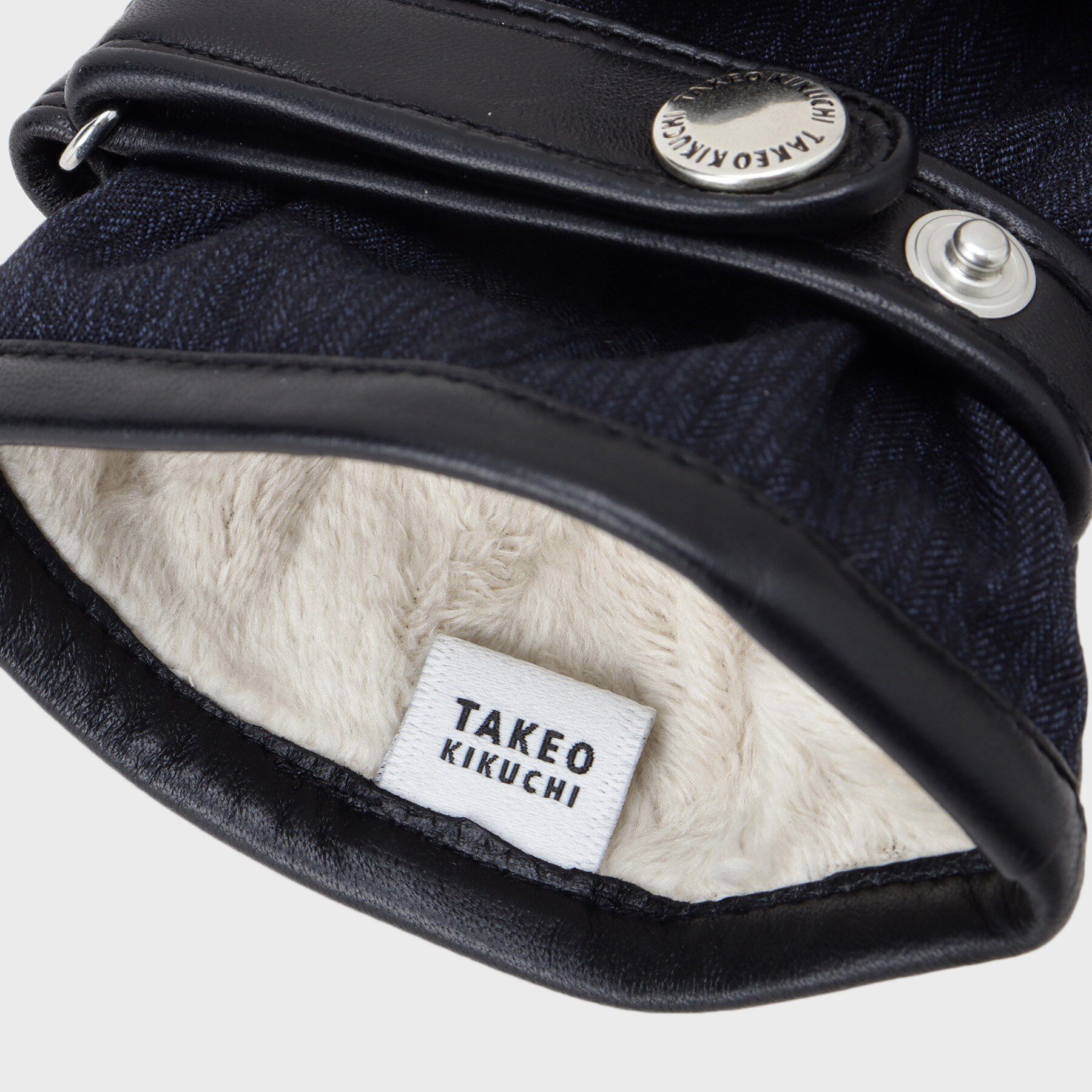 TAKEO KIKUCHI「【スマホ対応】矢絣レザーコンビグローブ」|手袋|