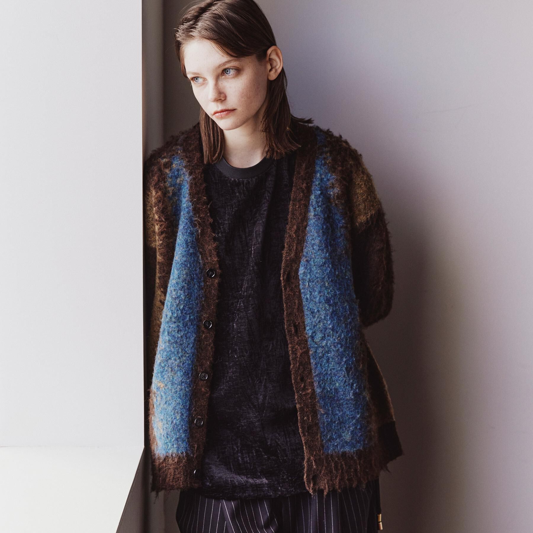 tk.TAKEO KIKUCHI「ボールドストライプシャギーニットVカーディガン」|カーディガン|ブラウン(044)